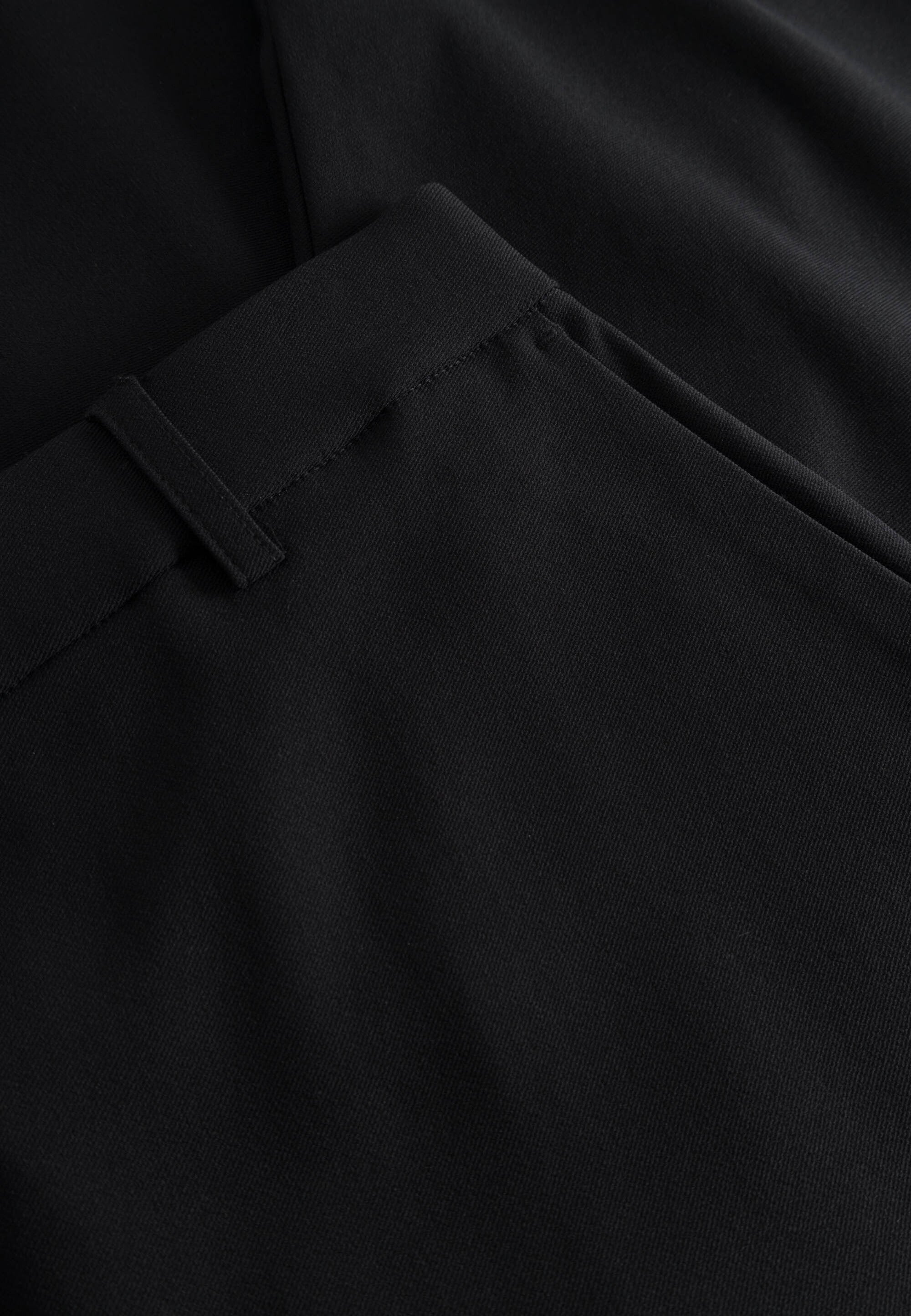 LAURIE Alice Loose - Medium Length Loose Schwarz