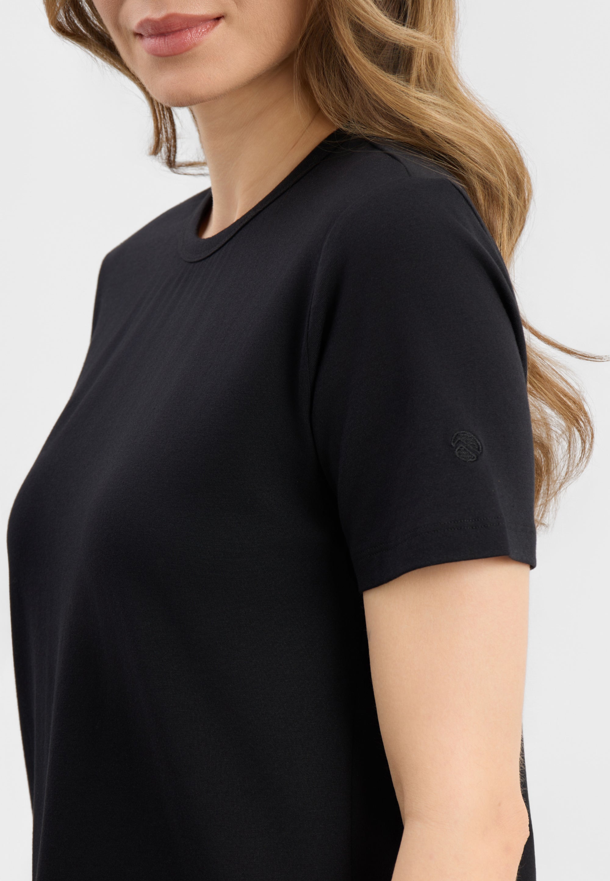 LAURIE Amanda T-Shirt SS T-Shirts Schwarz