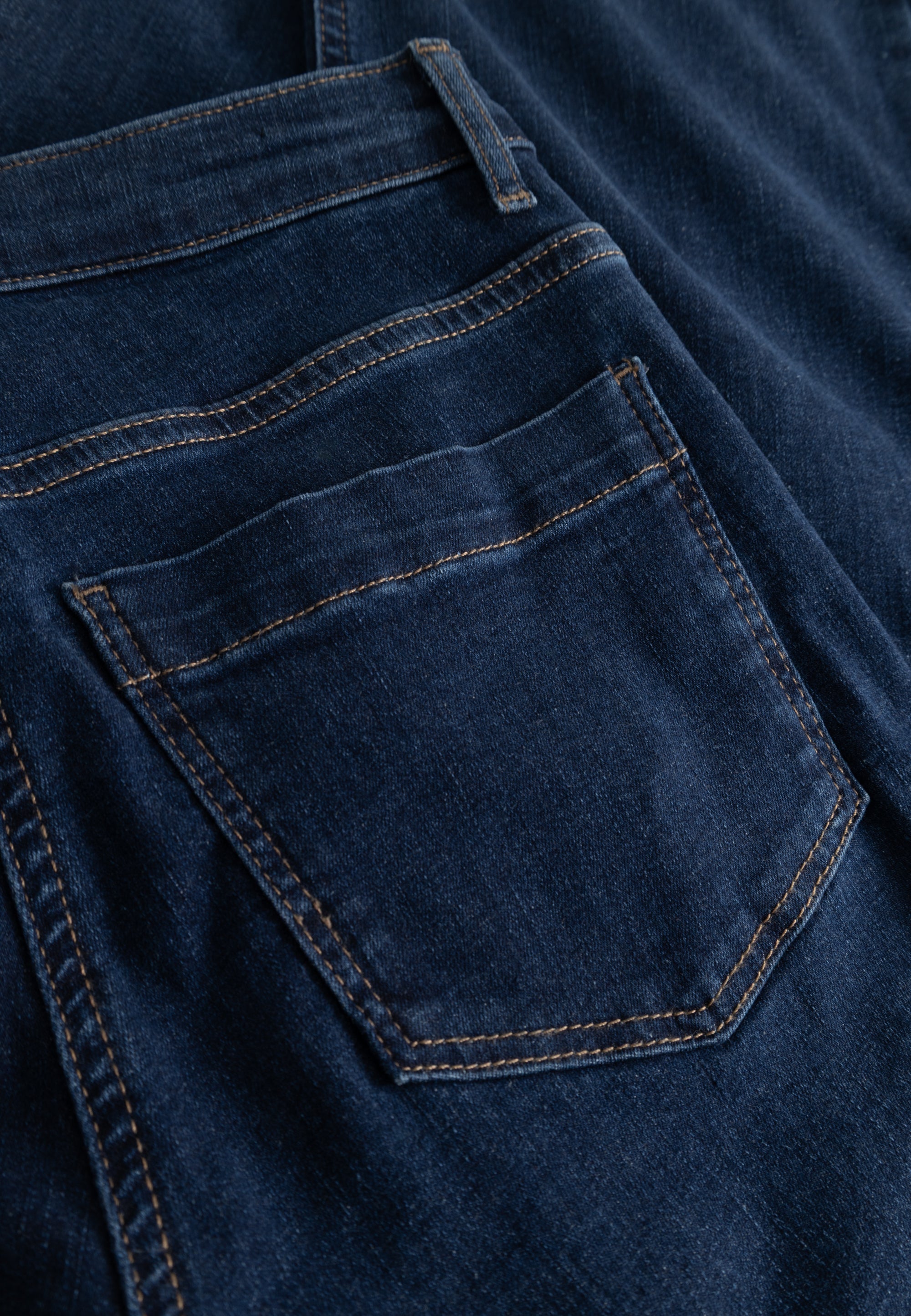 LAURIE Amelia Raw Straight Cropped Straight Dunkelblauer denim