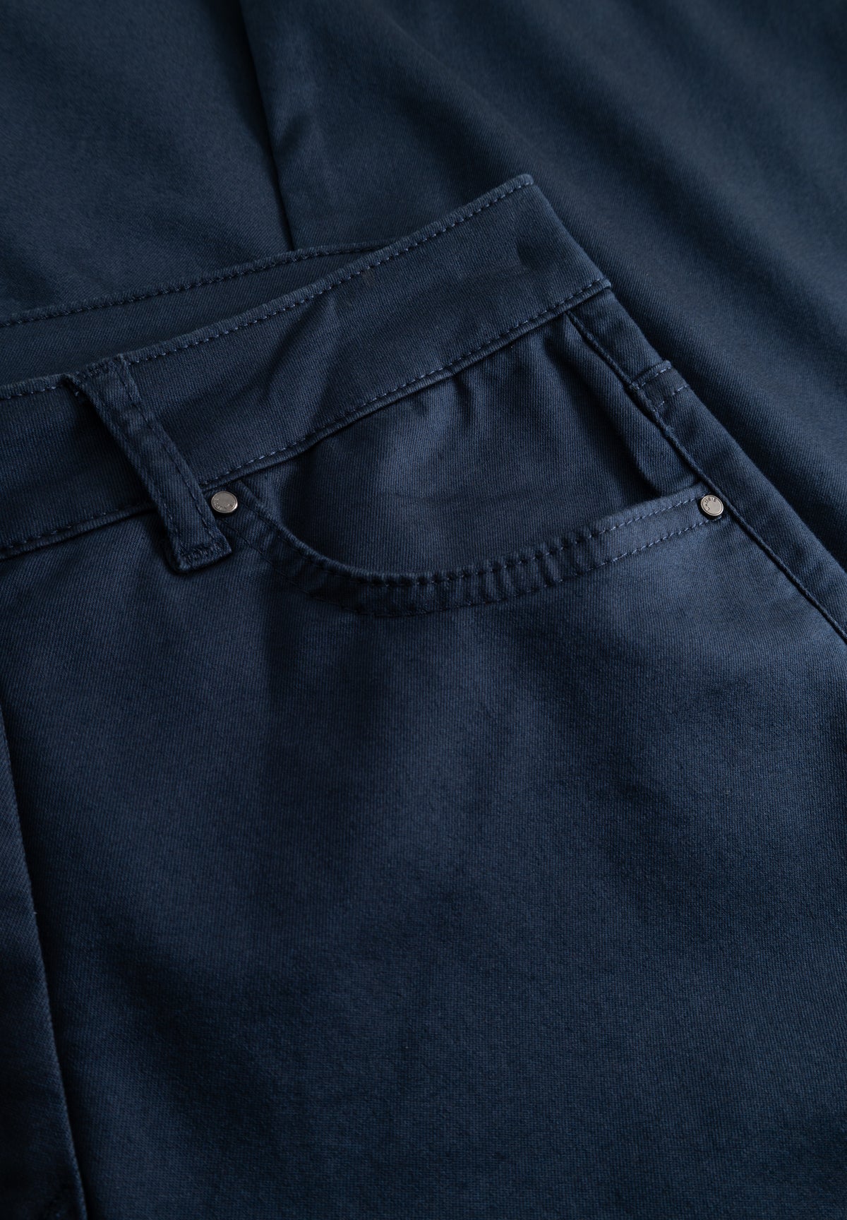 LAURIE Amelia Straight - Medium Length Straight Marine