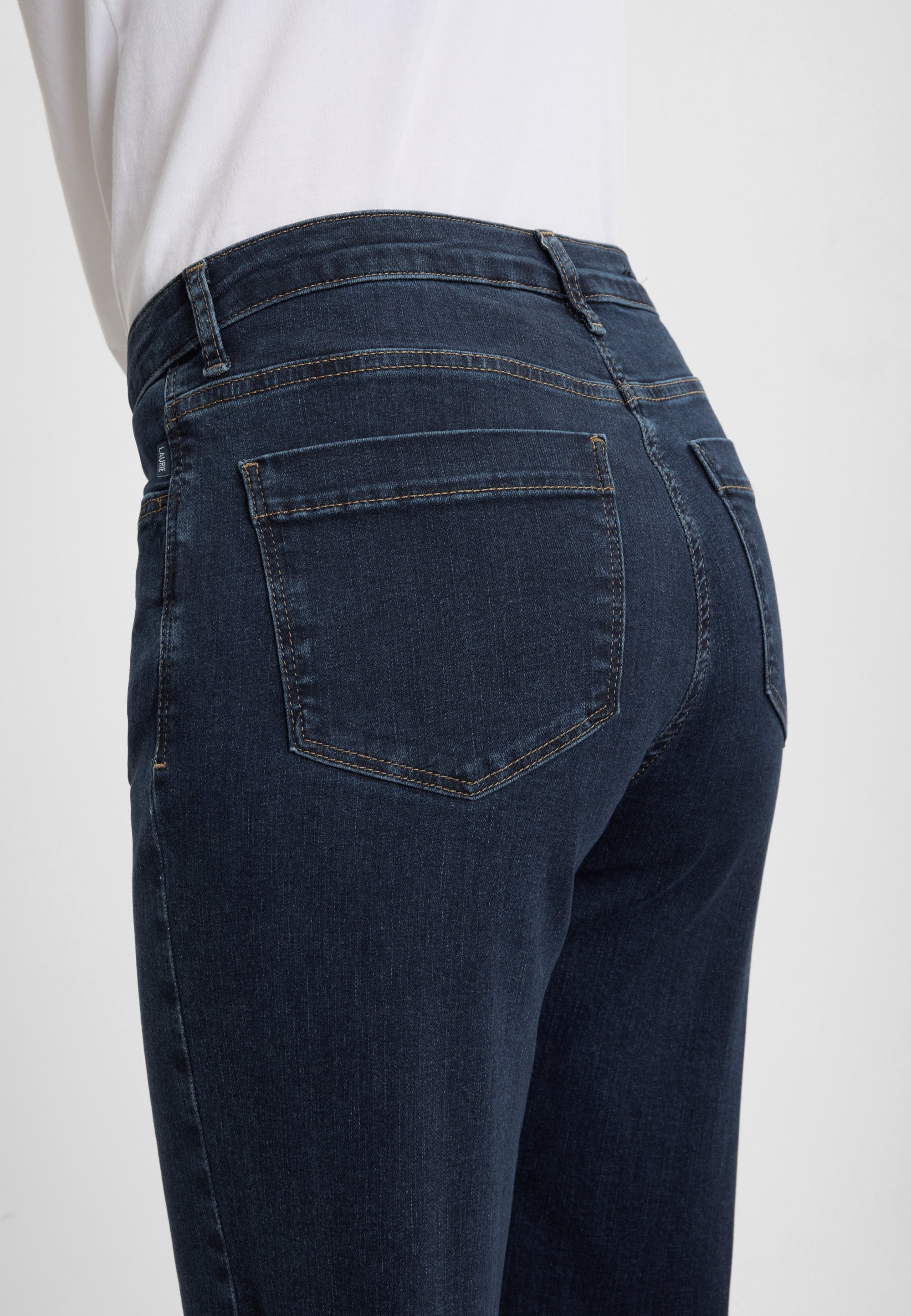 LAURIE Amelia Straight - Medium Length Straight Dunkelblauer denim
