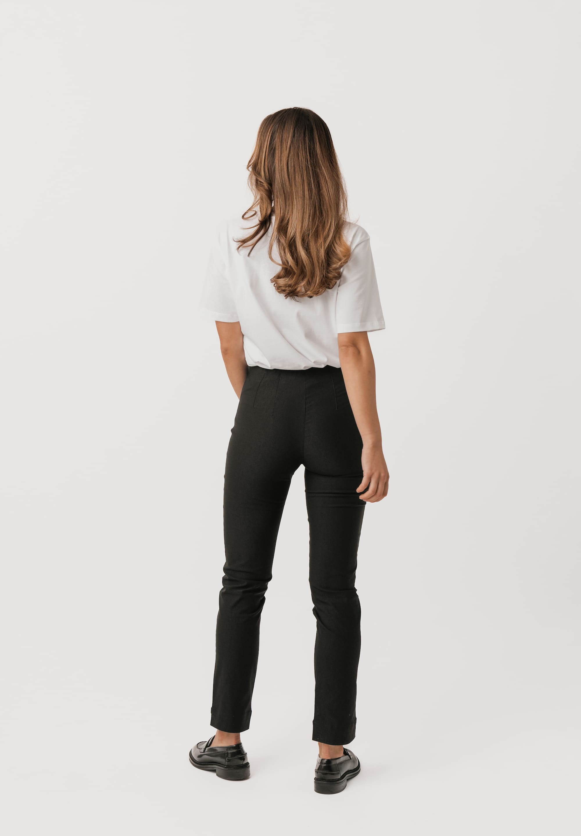 LAURIE Betty Regular - Medium Length Regular Schwarz