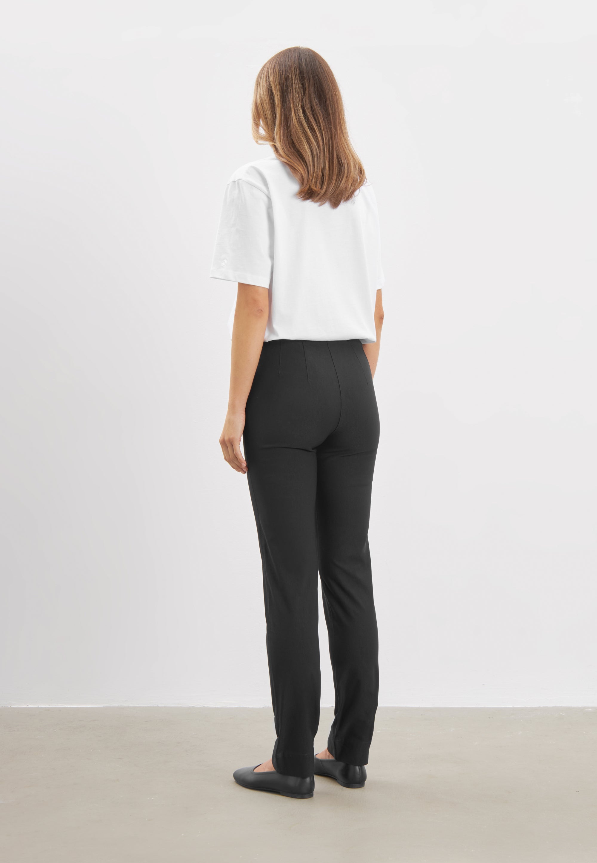 LAURIE Betty Regular - Medium Length Regular Black Brushed