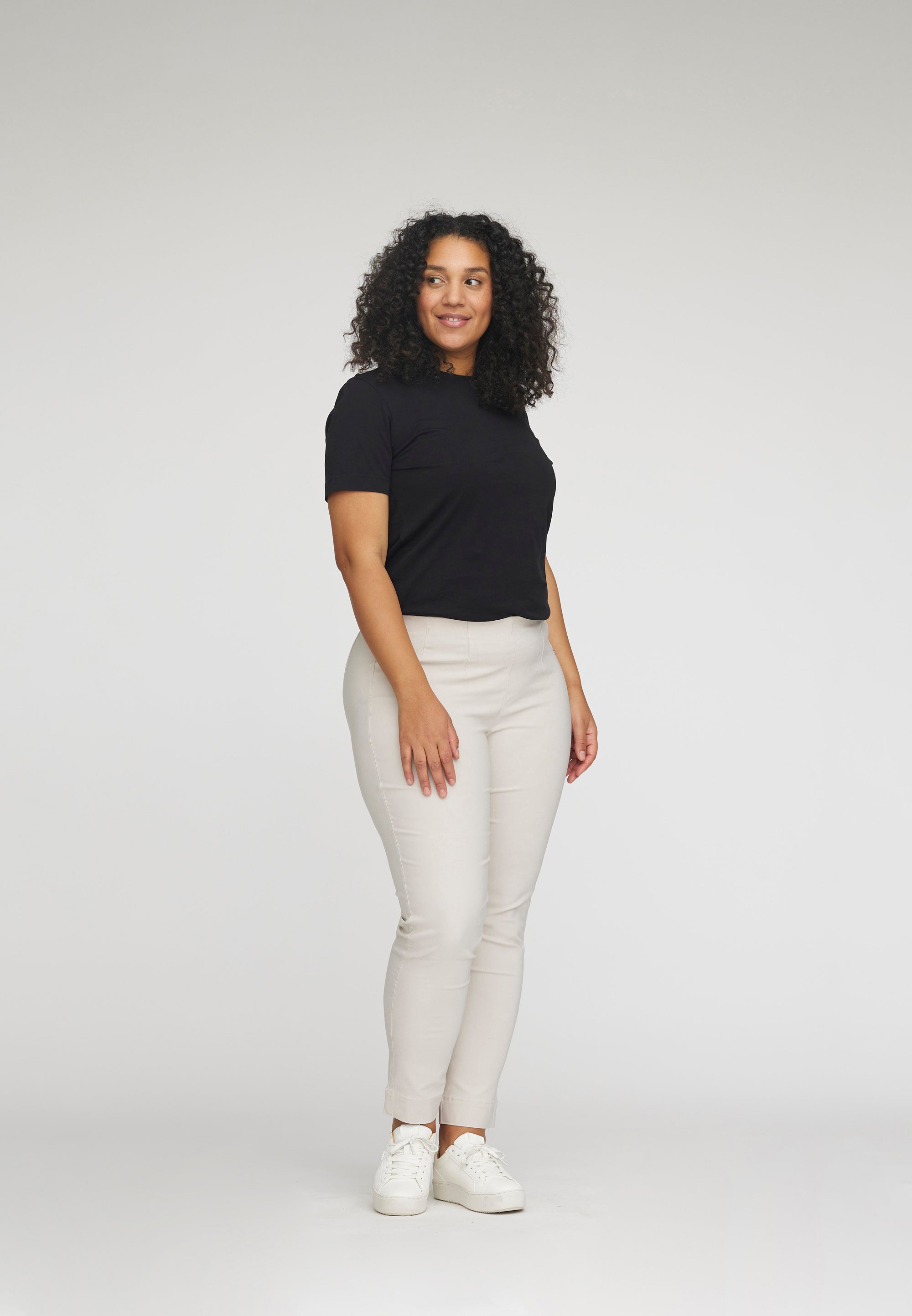 LAURIE Betty Regular - Short Length Regular Grau sand