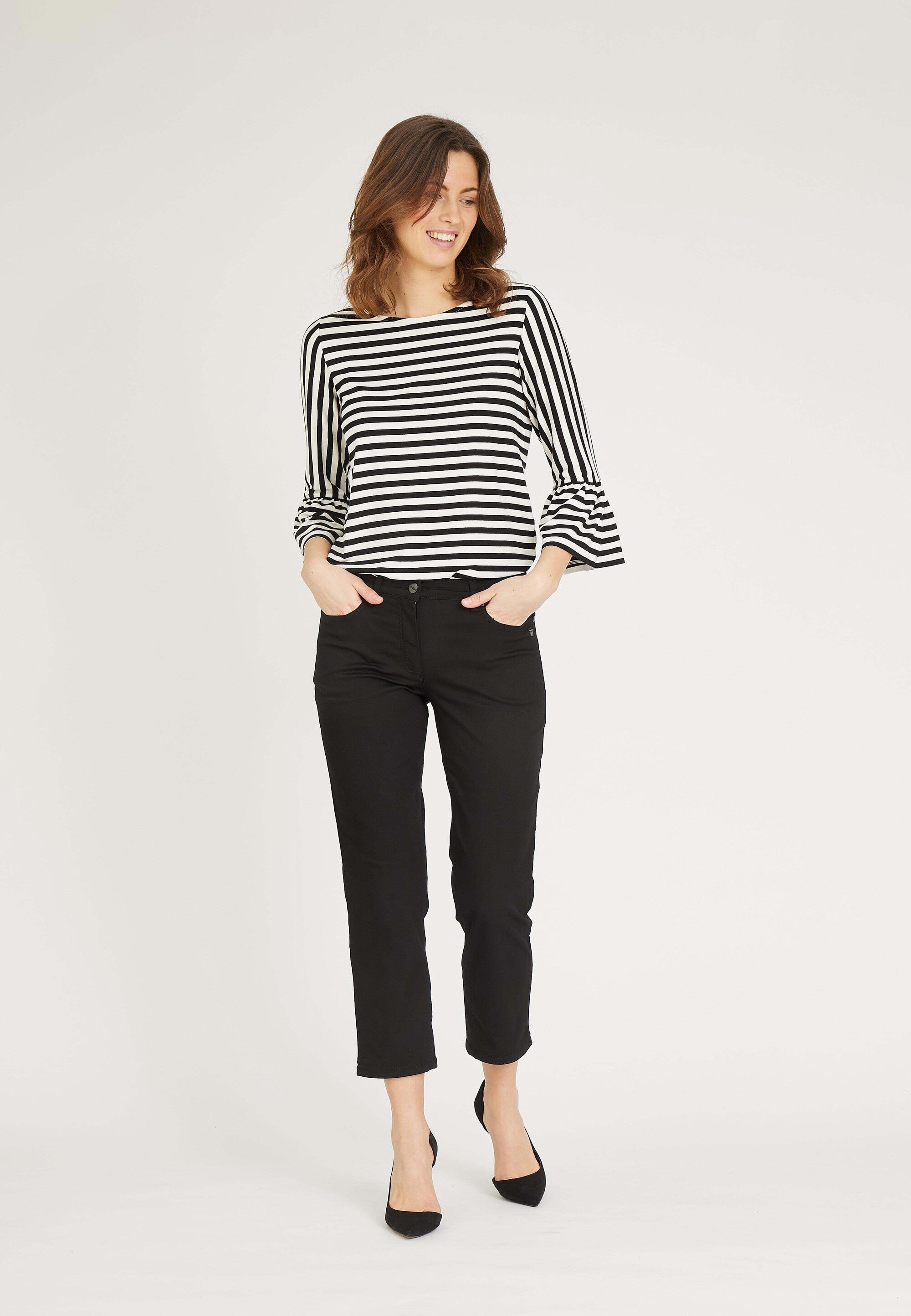 LAURIE Charlotte Regular Crop Regular Schwarz