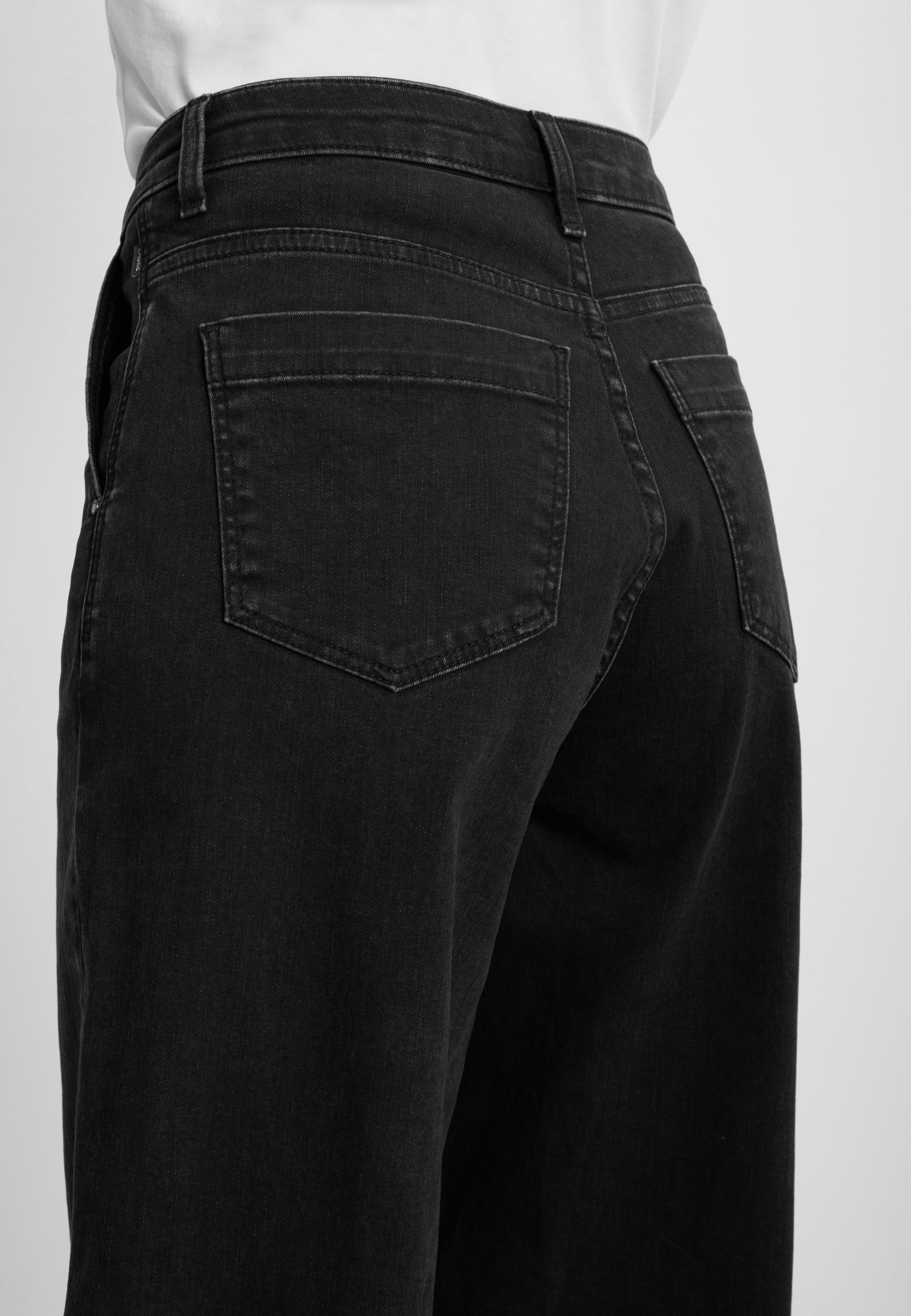 LAURIE Charm Loose - Medium Length Loose 99399 Washed Black Denim