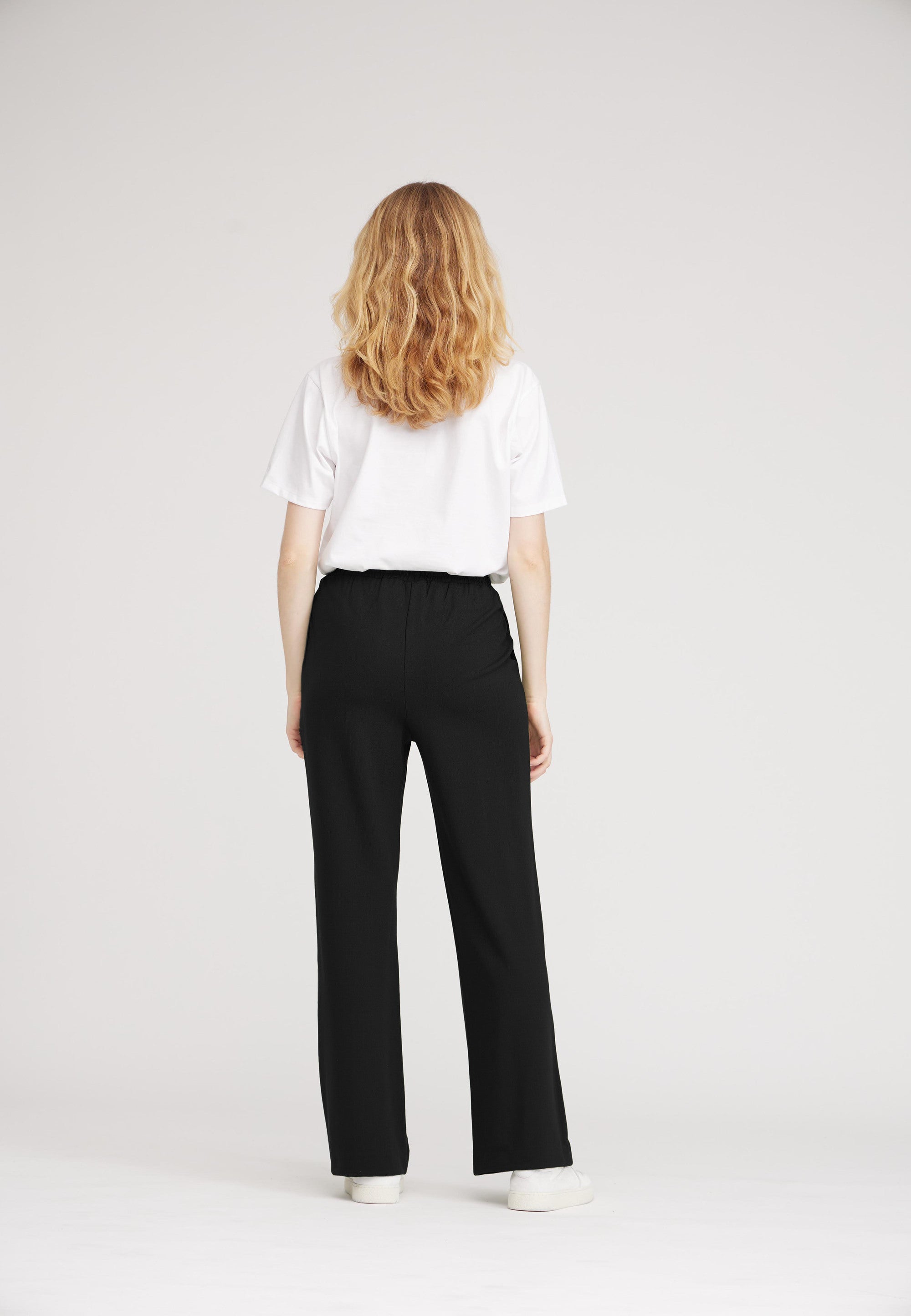 LAURIE Daisy Straight - Medium Length Straight Schwarz