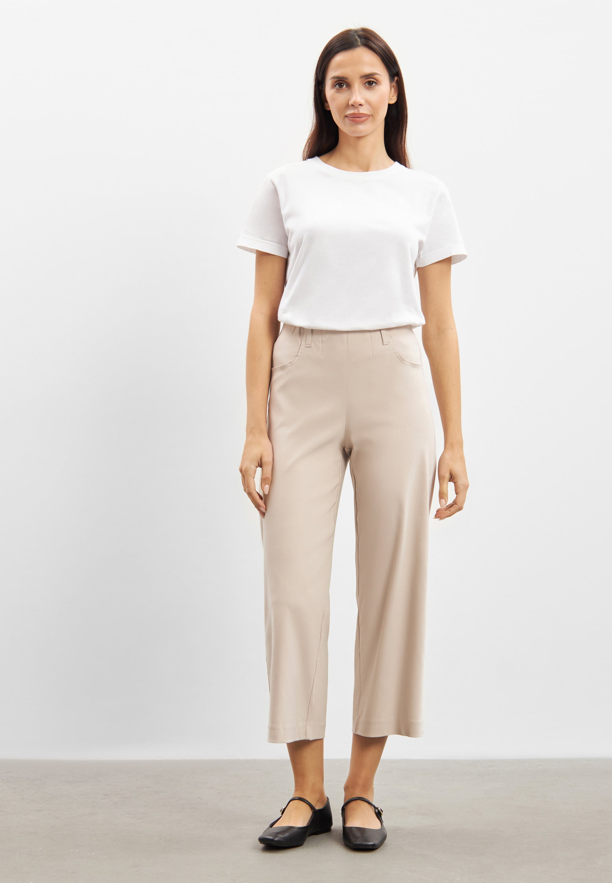 LAURIE Donna Loose - Cropped Loose Grau sand