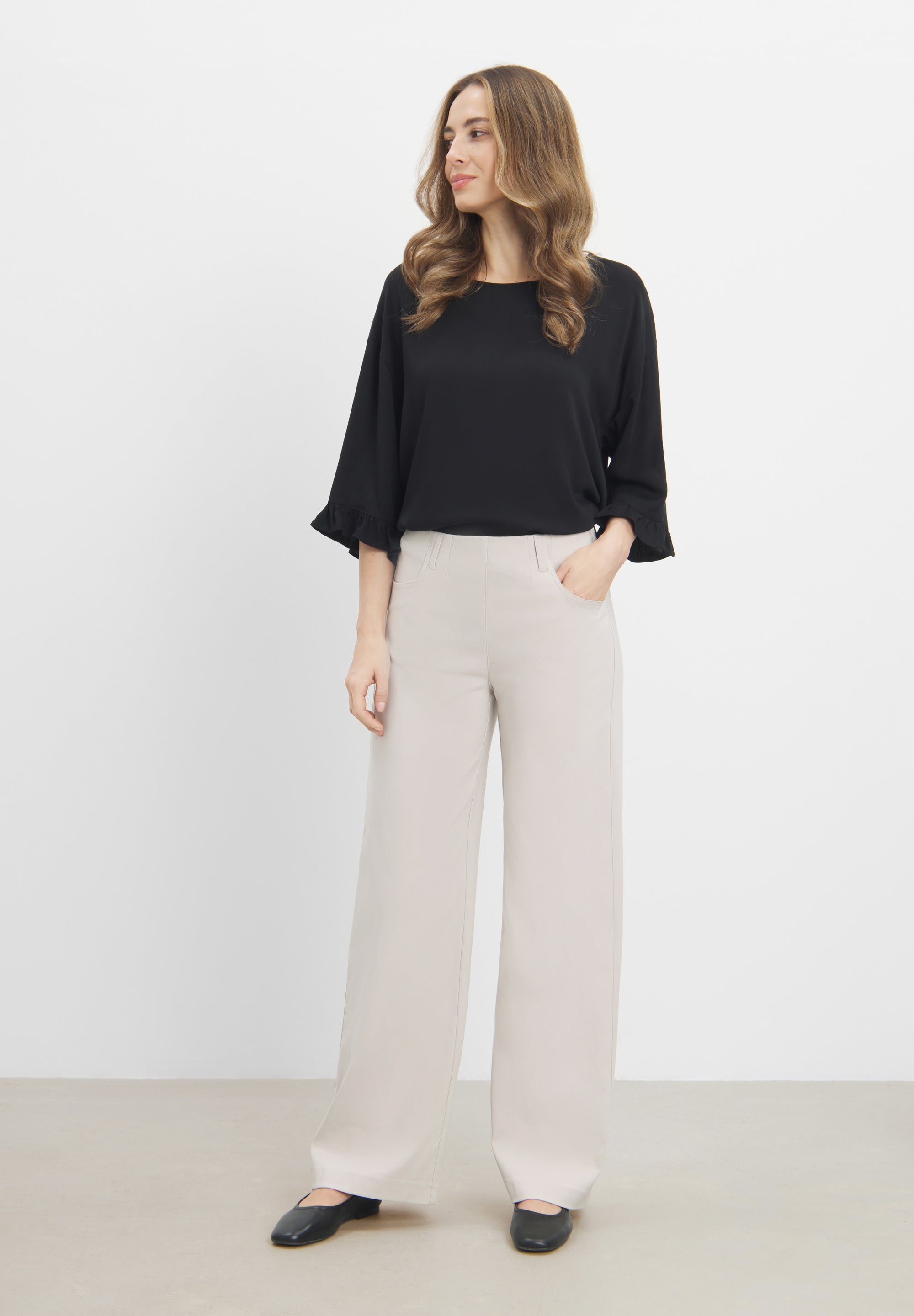 LAURIE Donna Loose - Medium Length Loose Grau sand