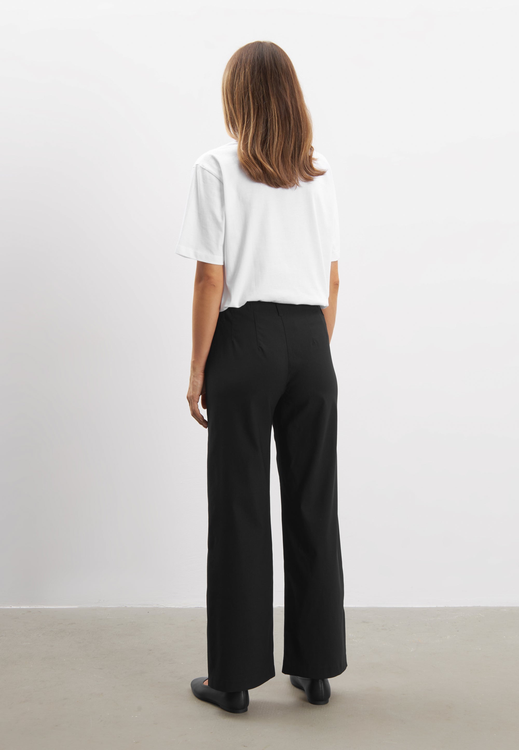 LAURIE Donna Loose - Short Length Loose Schwarz