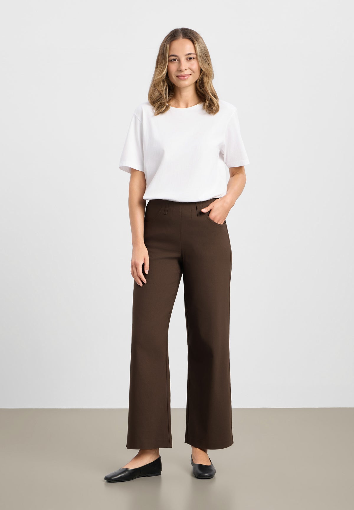 LAURIE Donna Loose - Short Length Loose Braun