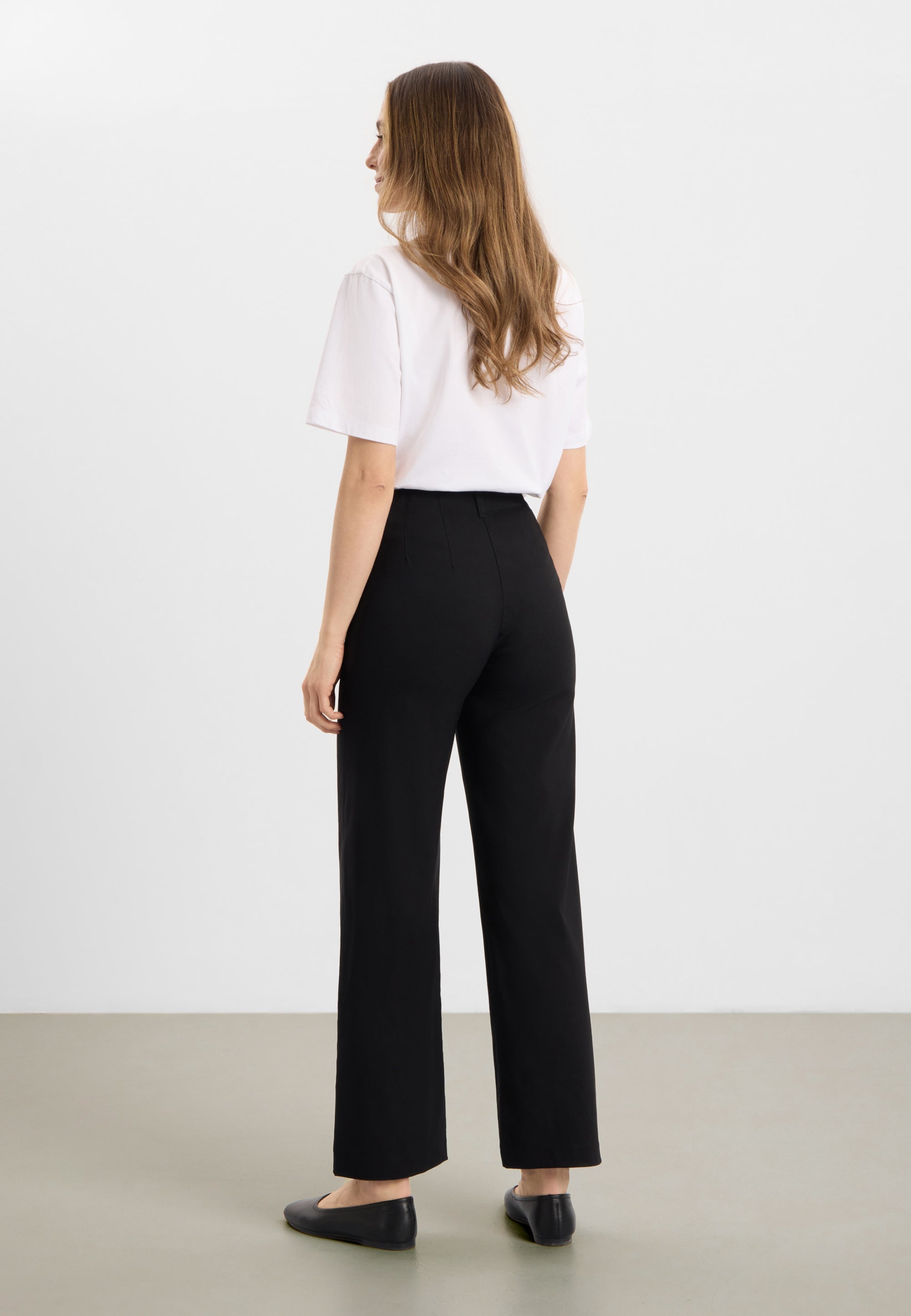 LAURIE Donna Loose - Short Length Loose Schwarz