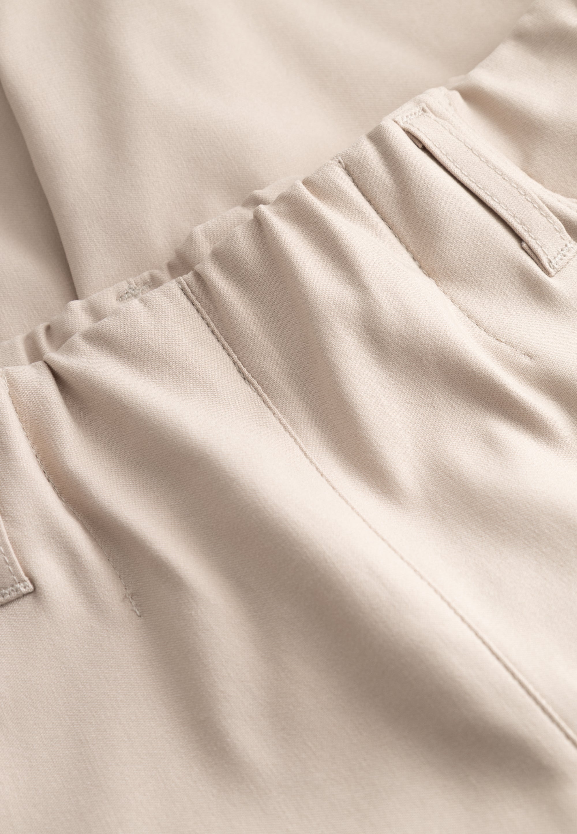 LAURIE Donna Loose Shorts Loose Grau sand