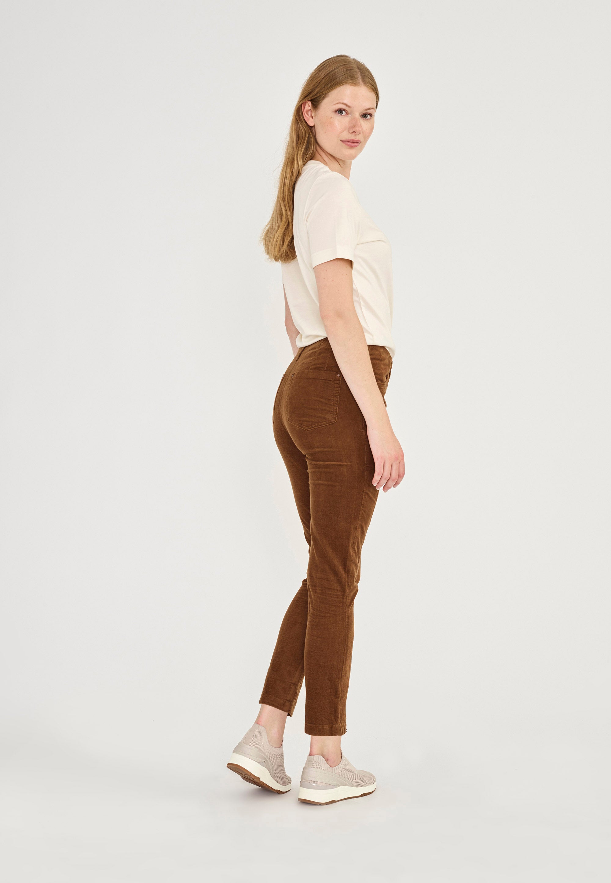 LAURIE Madison Slim Corduroy Crop Slim Bronze