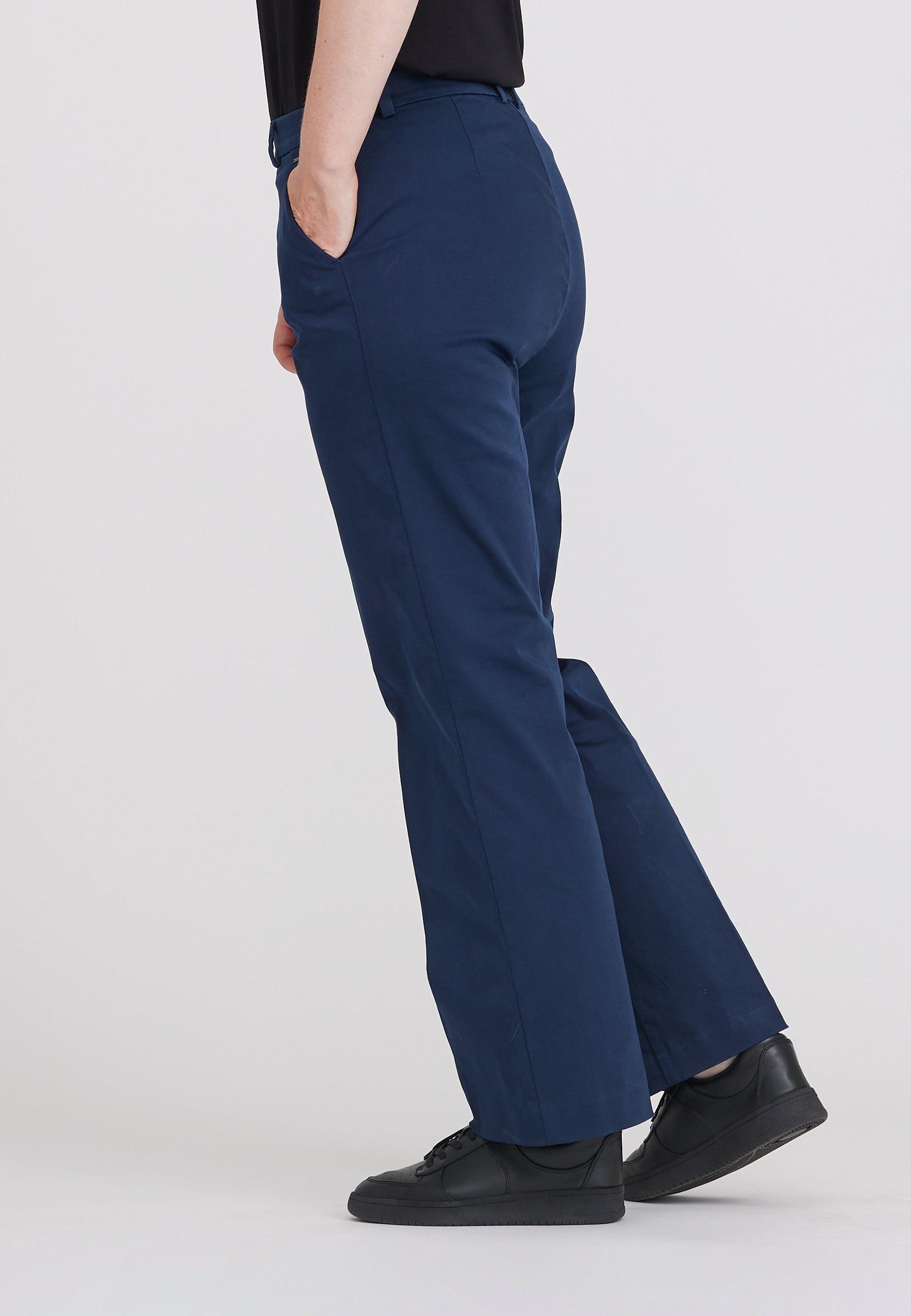 LAURIE Phoebe Loose - Medium Length Loose Marine