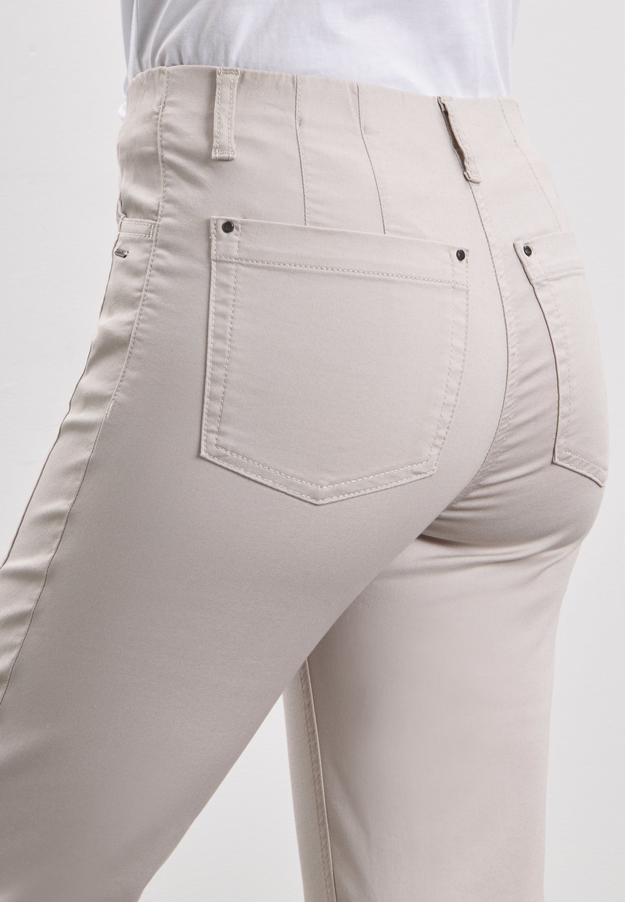 LAURIE Piper Regular - Cropped Regular Grau sand