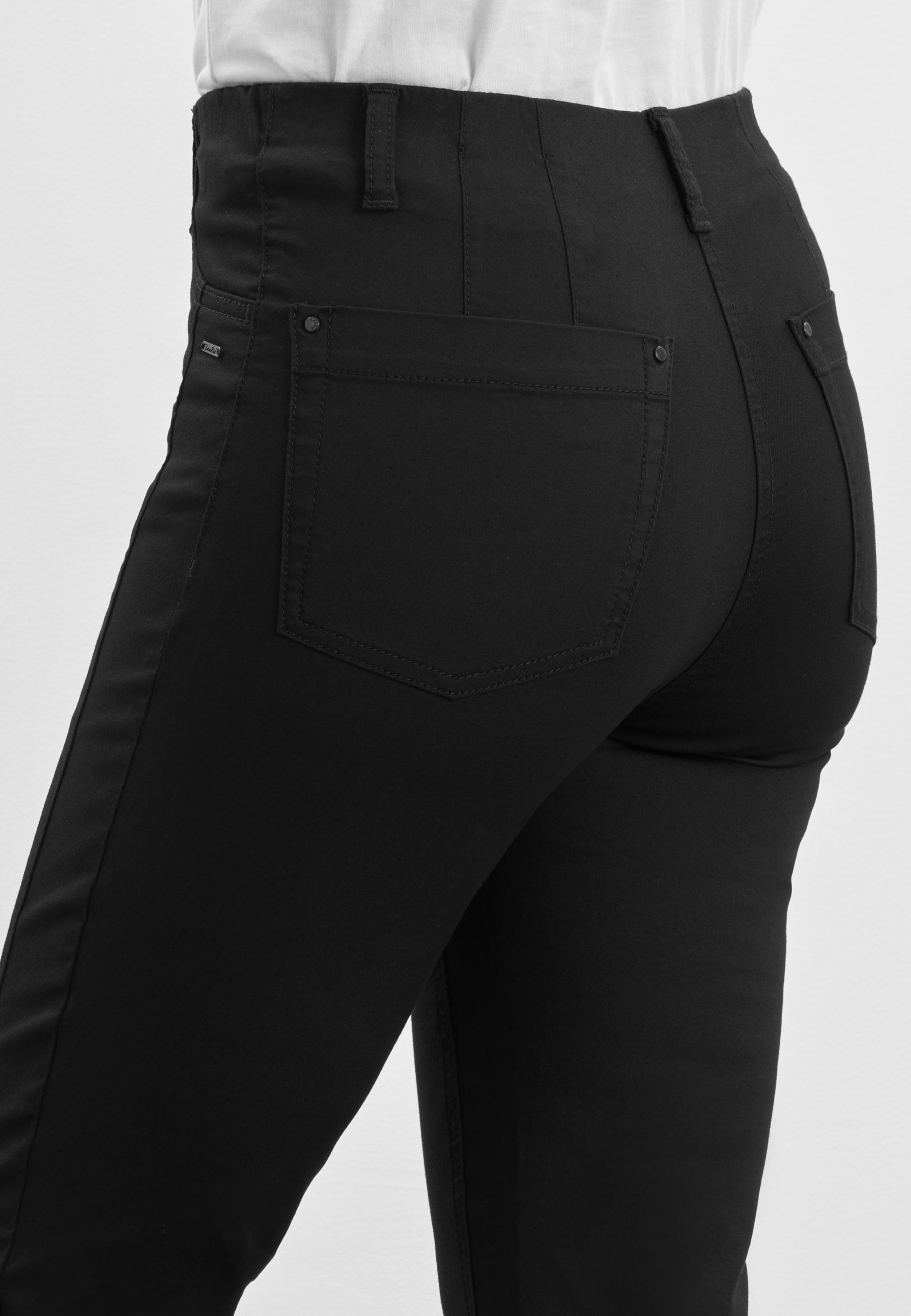 LAURIE Piper Regular - Cropped Regular Schwarz