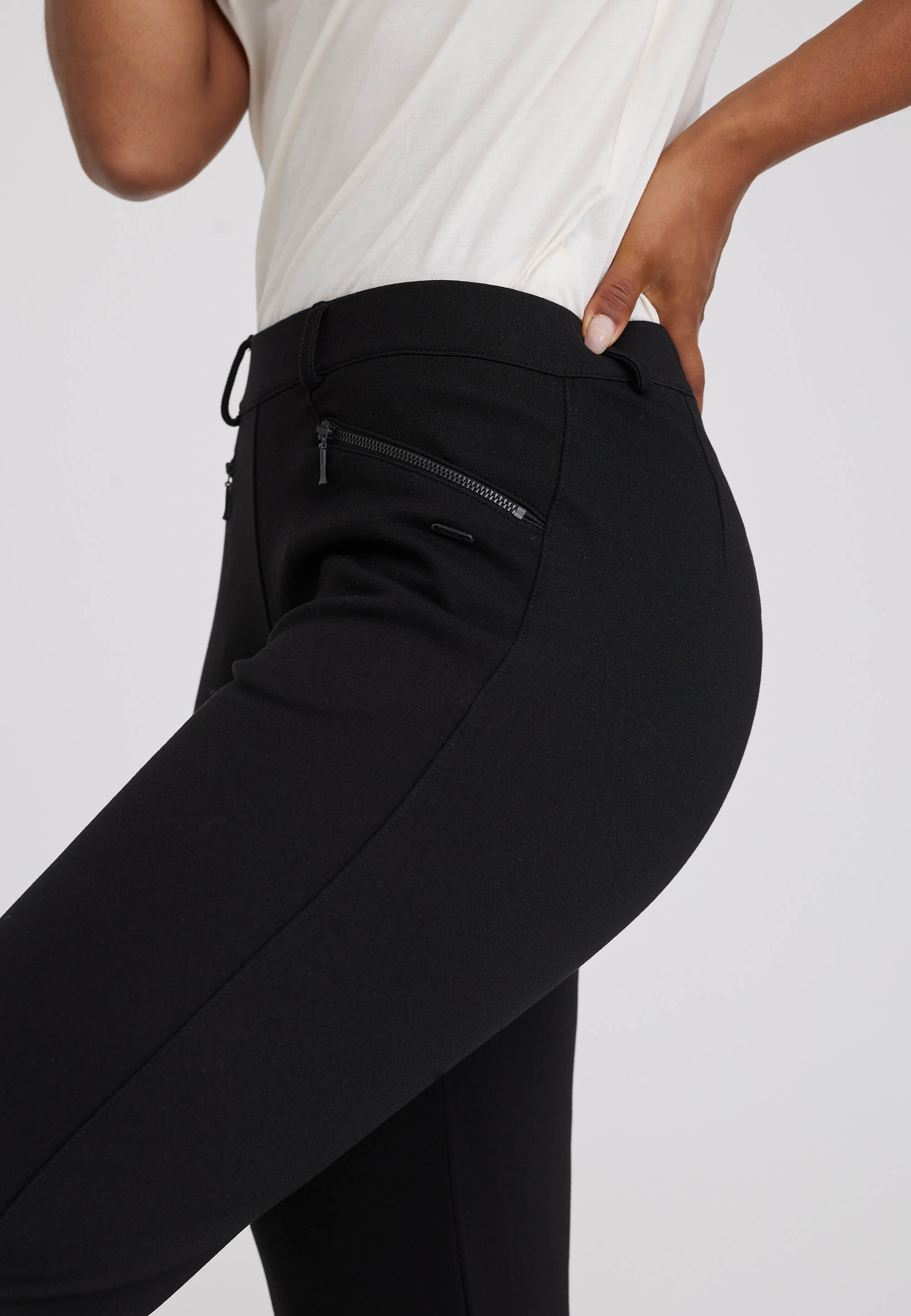 LAURIE Rylie Regular - Short Length Regular Schwarz