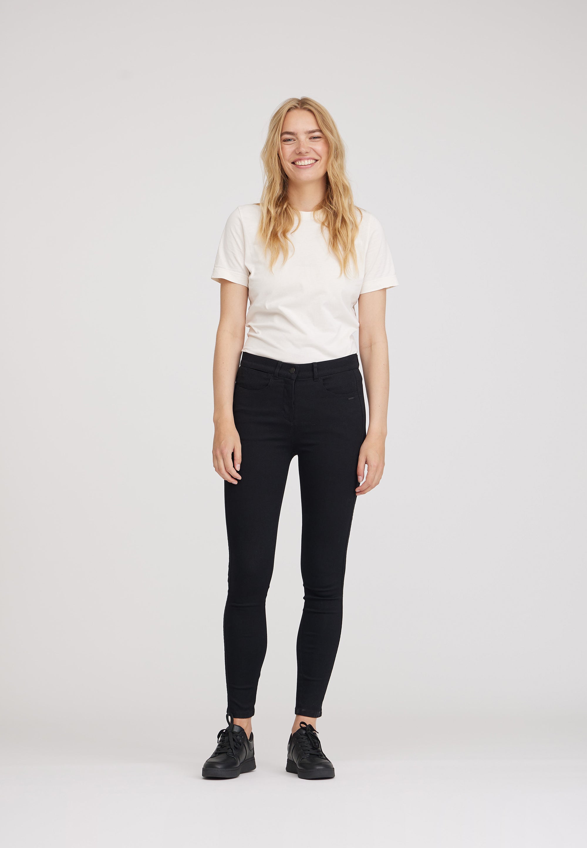 LAURIE Serene 5-pocket Slim - Short Length Slim Schwarz