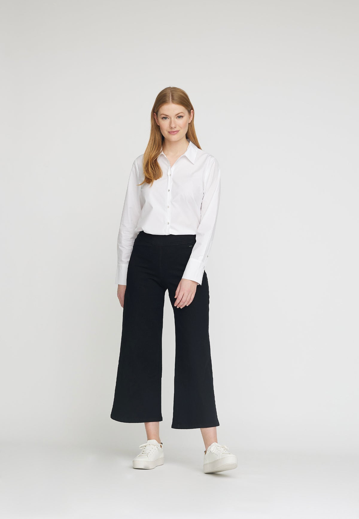 LAURIE Serene Loose - Extra Short Length Loose Schwarz