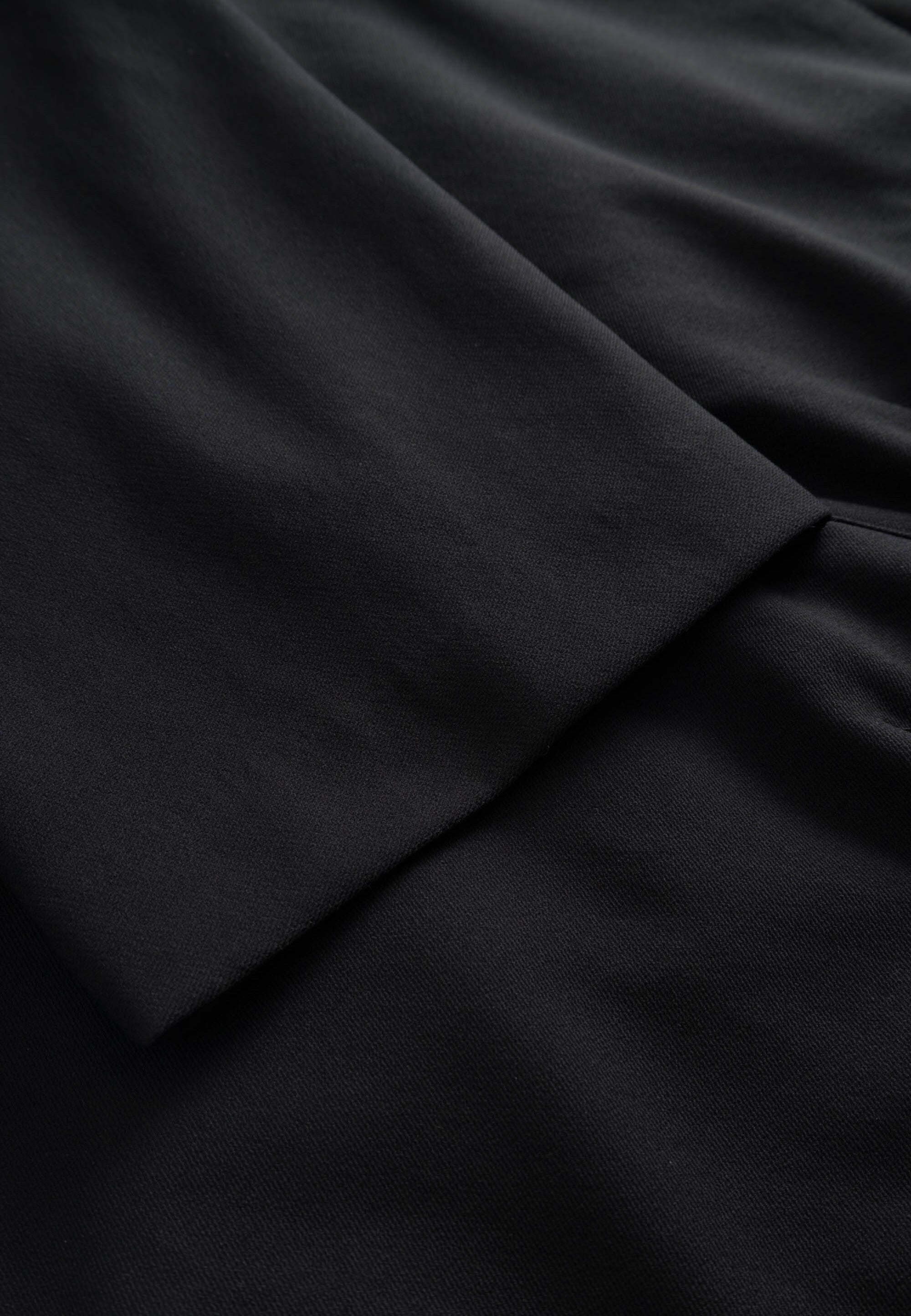 LAURIE Taylor Regular - Short Length Regular Schwarz