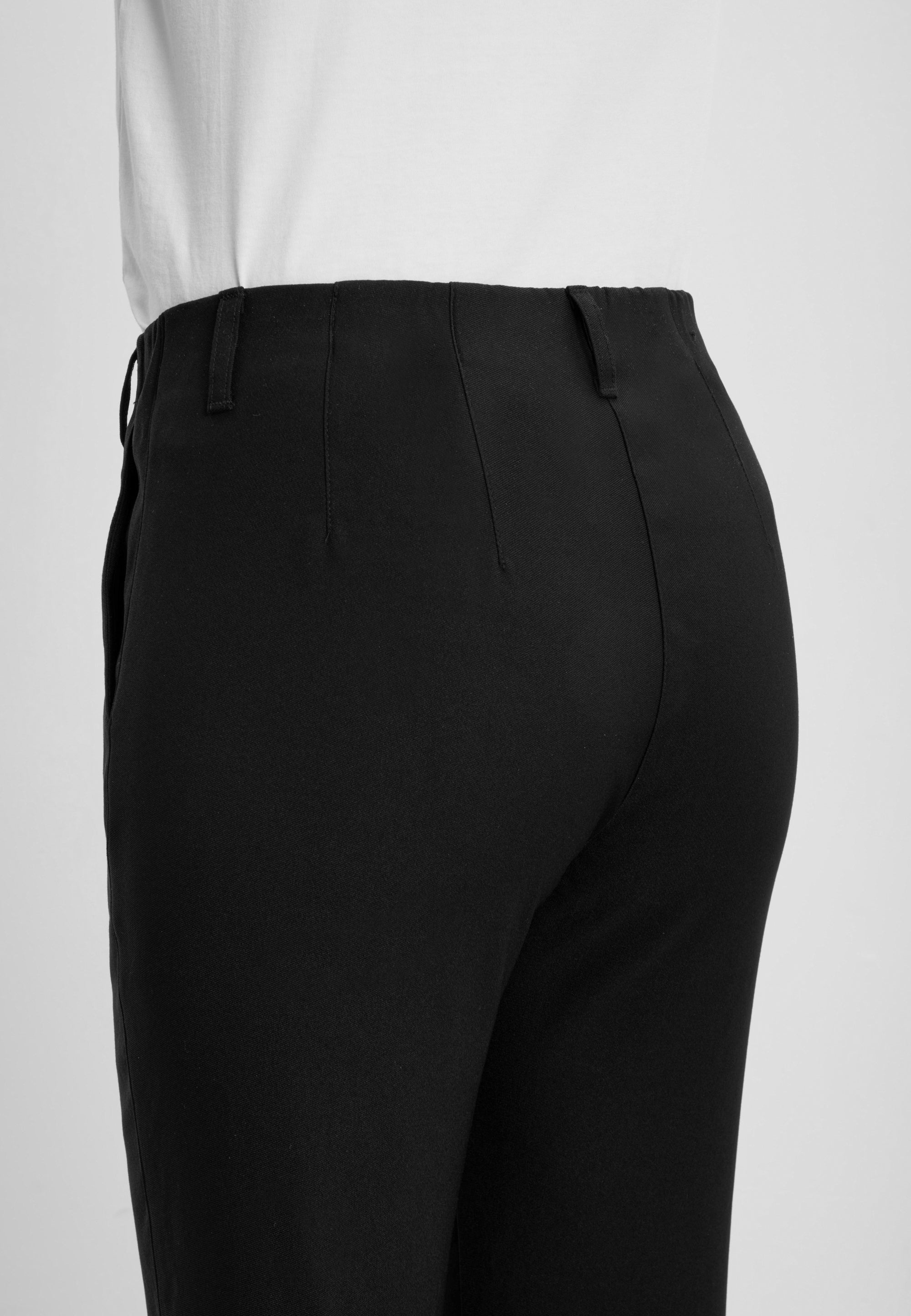 LAURIE Taylor Regular - Short Length Regular Schwarz