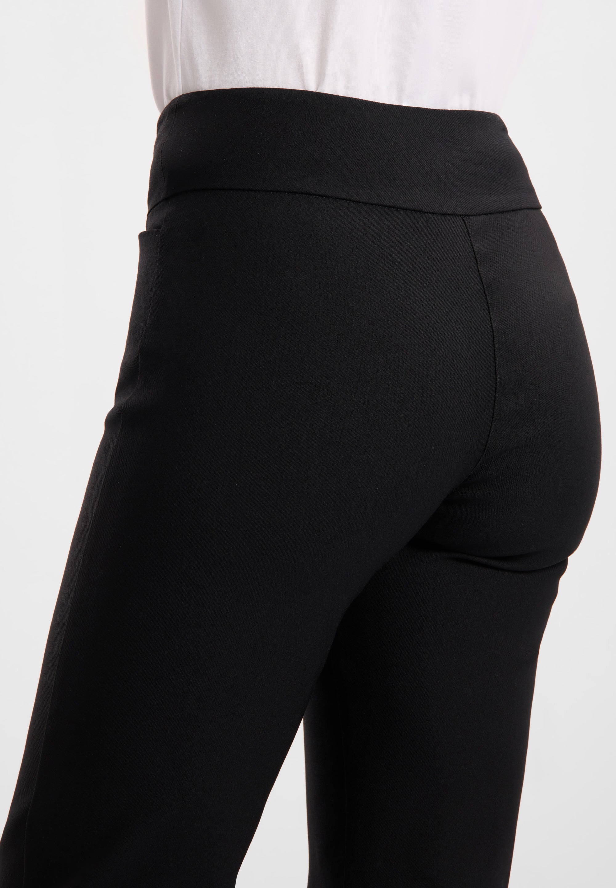 LAURIE Thea Straight - Long Length Straight Schwarz