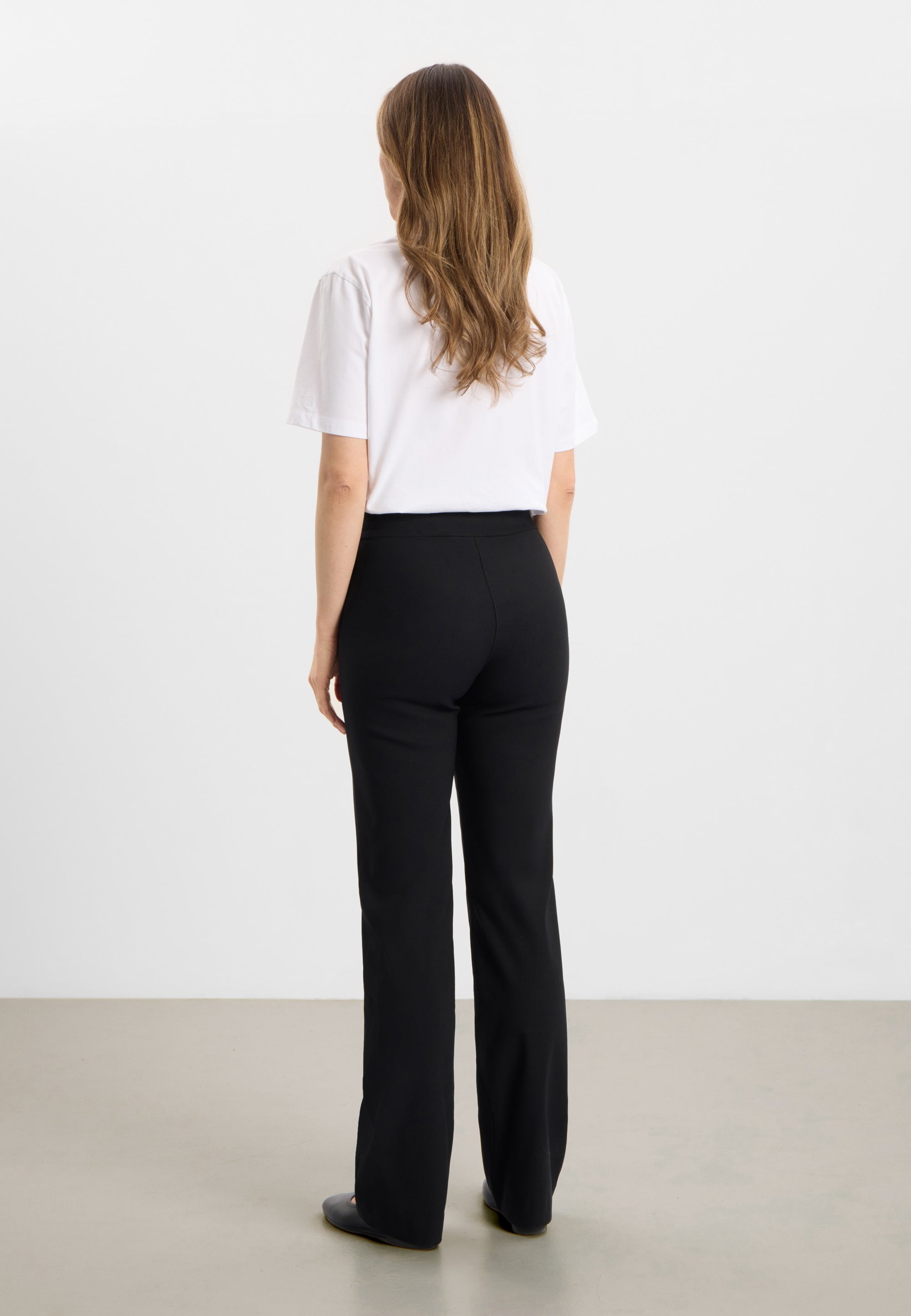 LAURIE Thea Straight - Long Length Straight Schwarz