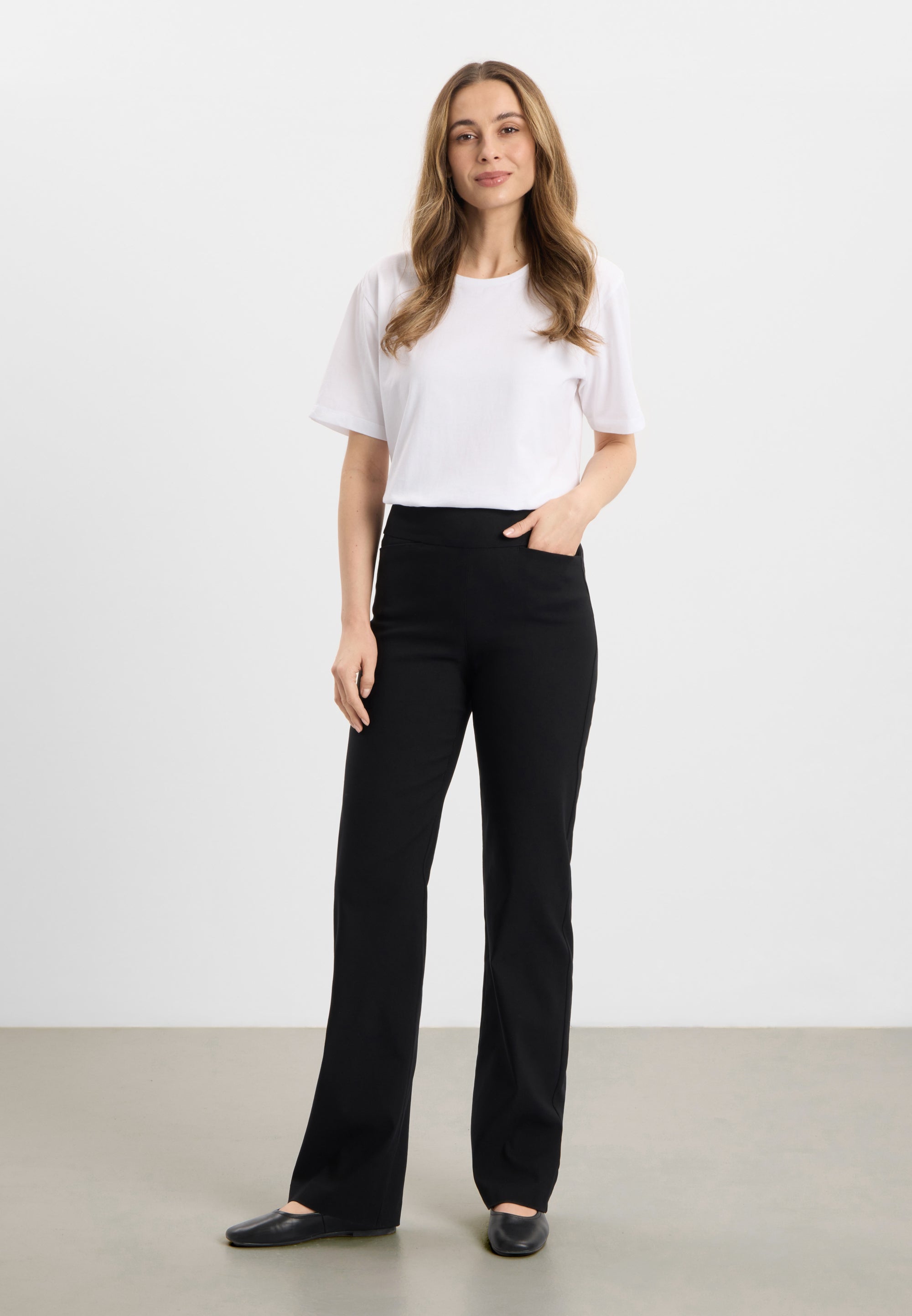 LAURIE Thea Straight - Long Length Straight Schwarz