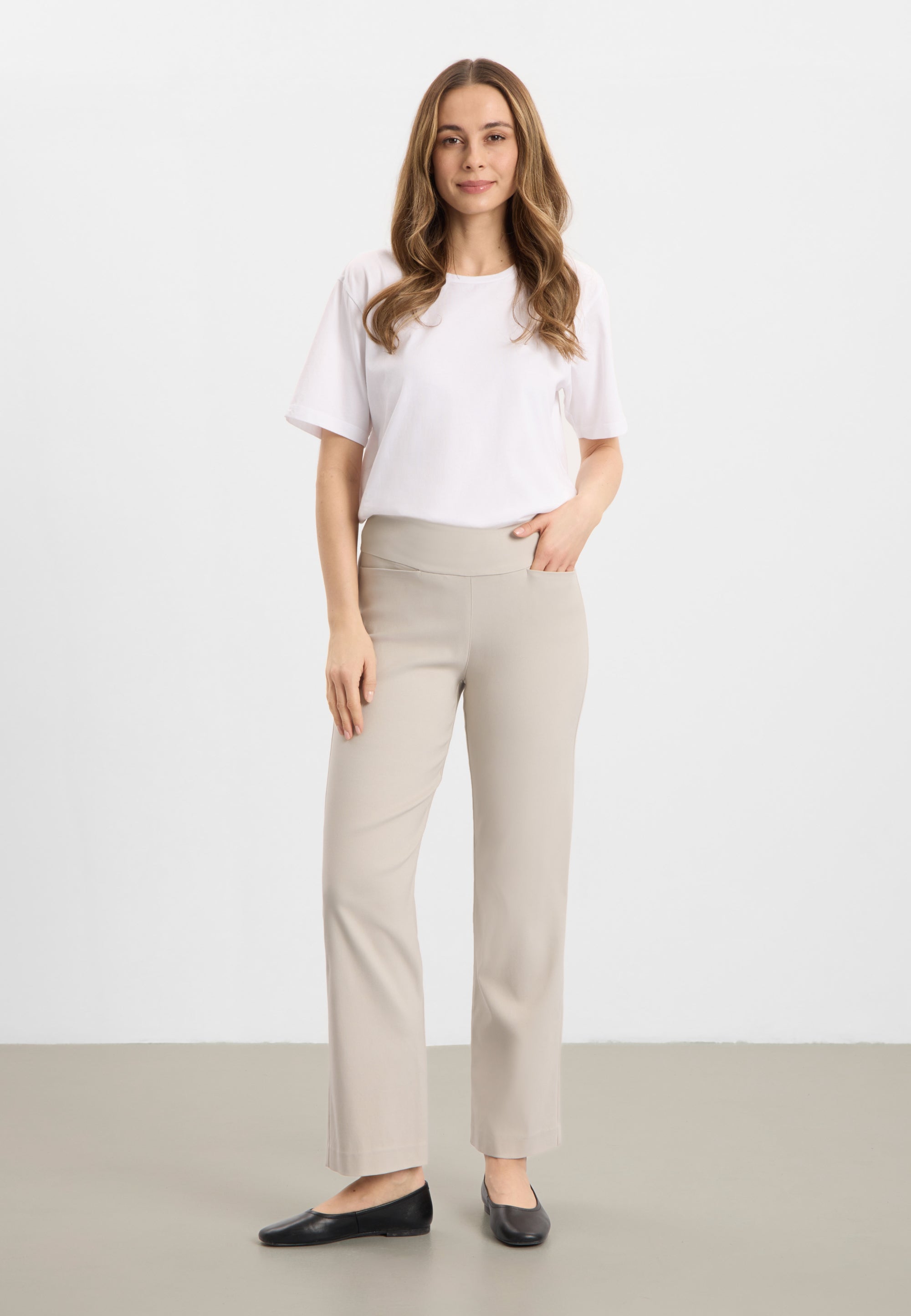 LAURIE Thea Straight - Short Length Straight Grau sand