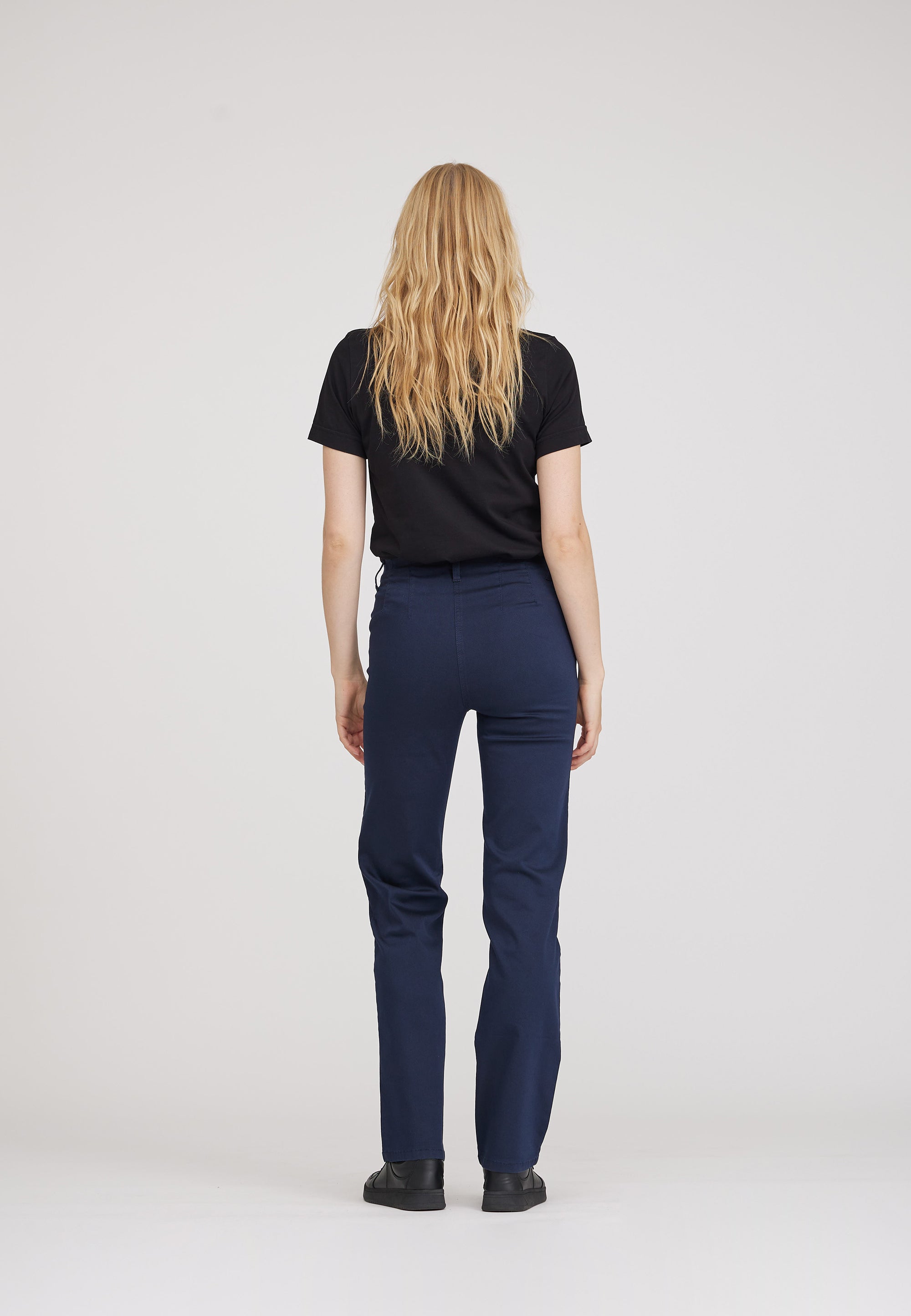 LAURIE Tracy Straight - Medium Length Straight Marine