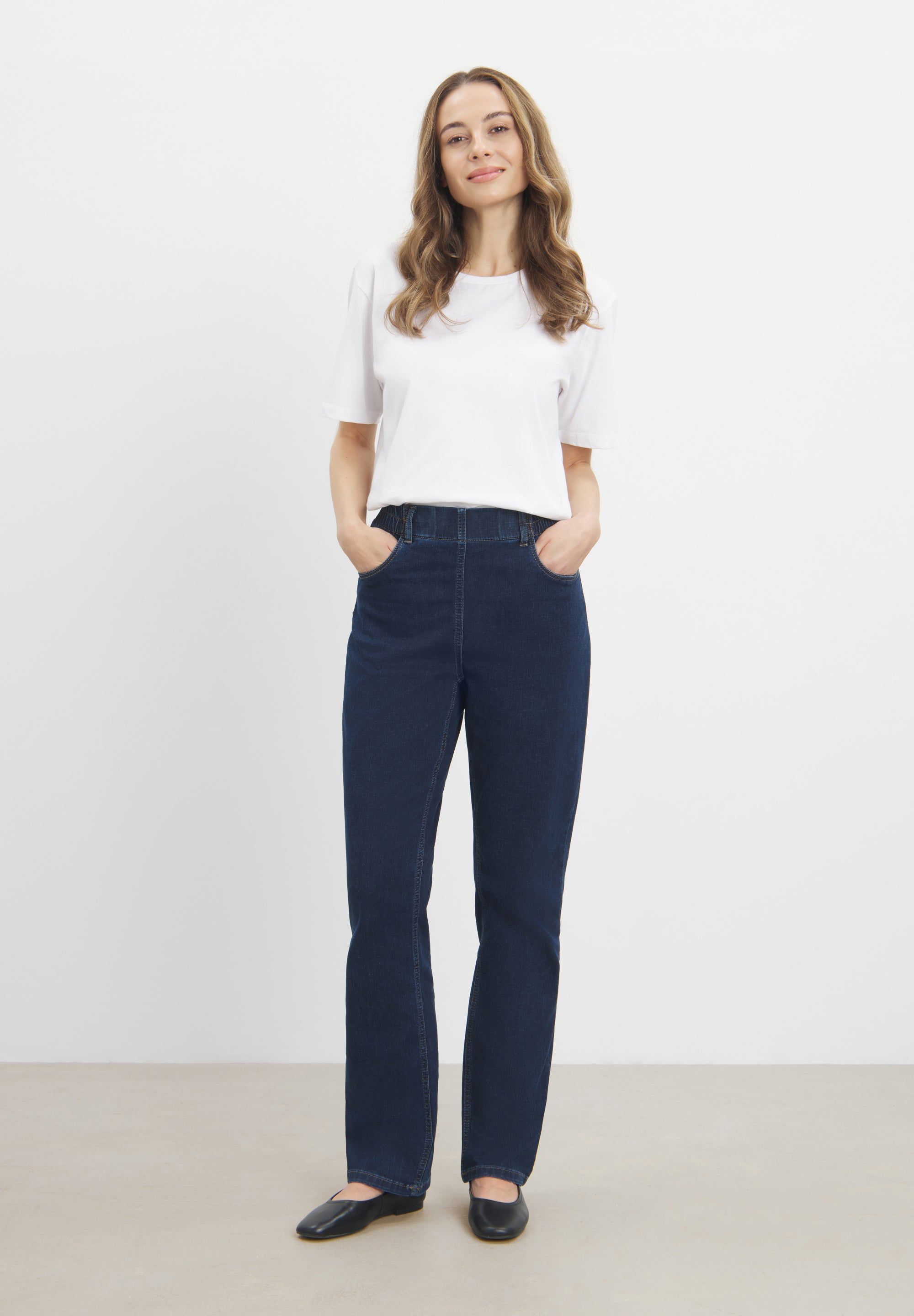 LAURIE Violet Relaxed - Medium Length Relaxed Dunkelblauer denim