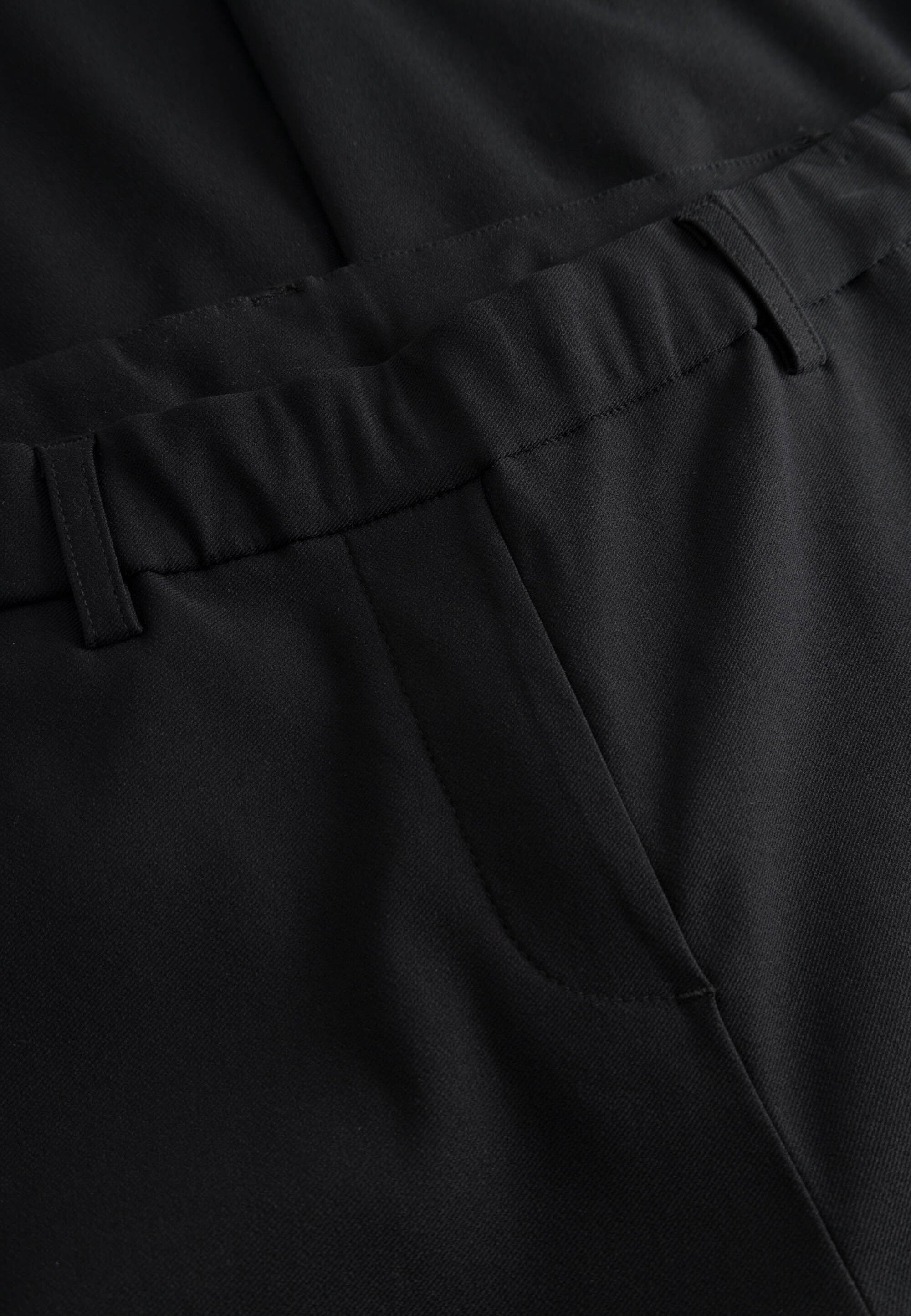 LAURIE Zina Flare Regular - Medium Length Regular Schwarz