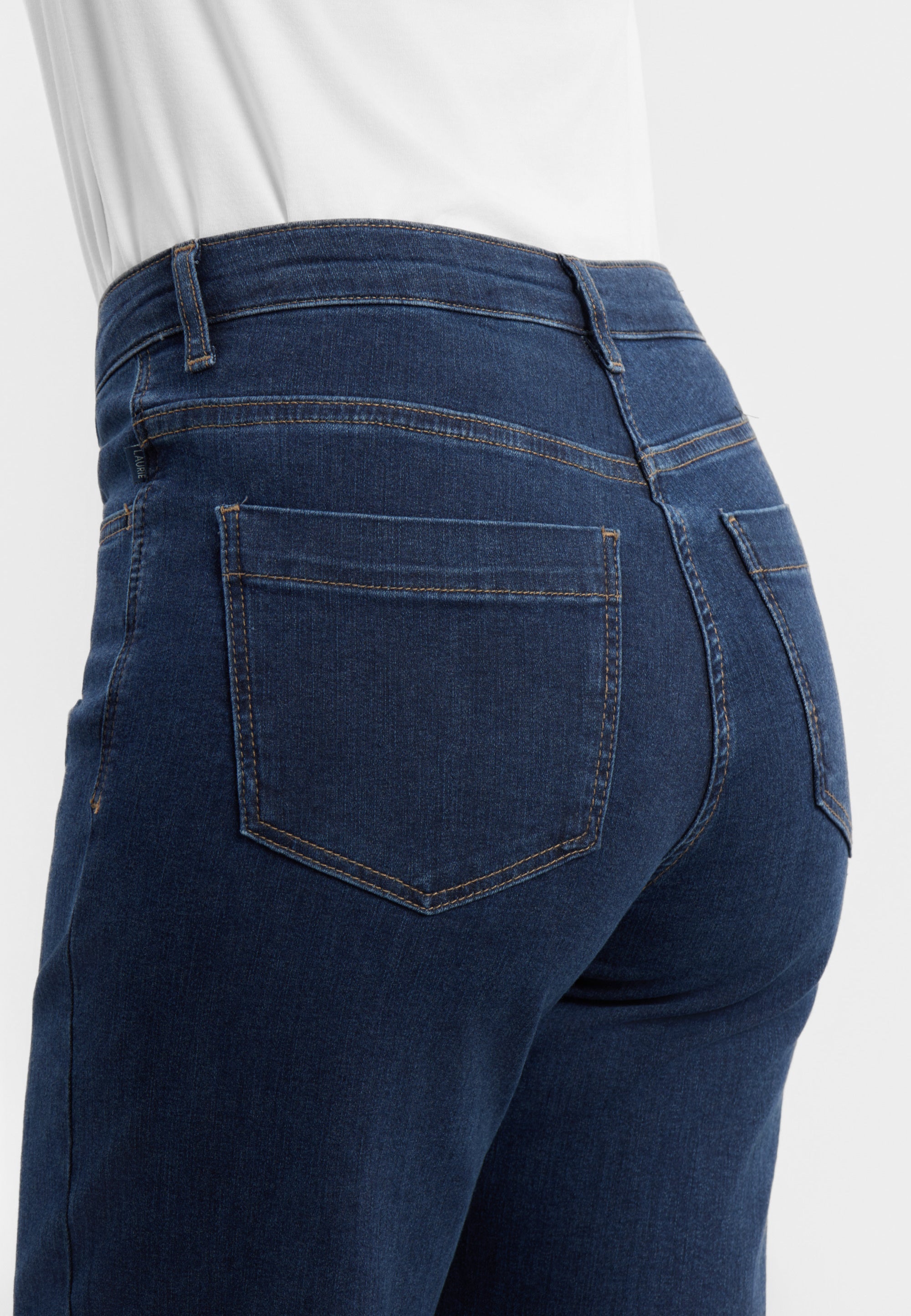 LAURIE Amelia Raw Straight Cropped Straight Dunkelblauer denim