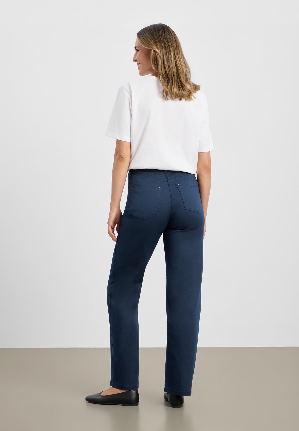 LAURIE Amelia Straight - Medium Length Straight Marine