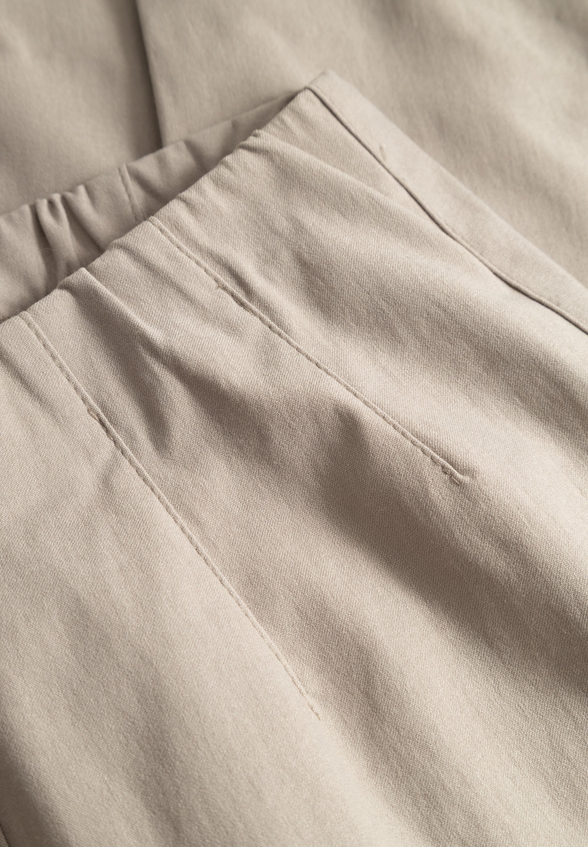 LAURIE Betty Regular - Medium Length Regular 29970 Clay