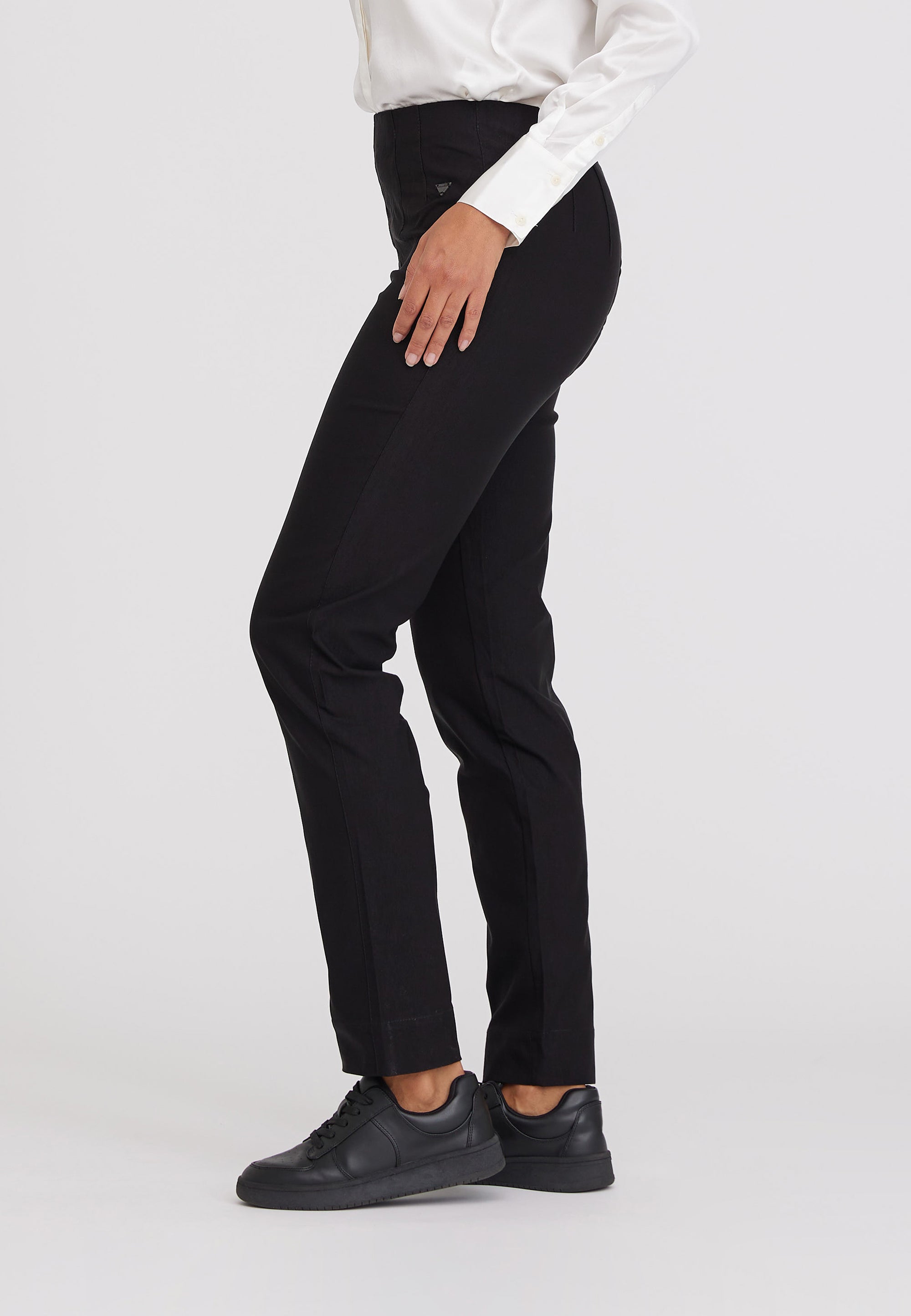 LAURIE  Betty Regular - Medium Length Trousers REGULAR Schwarz gebürstet