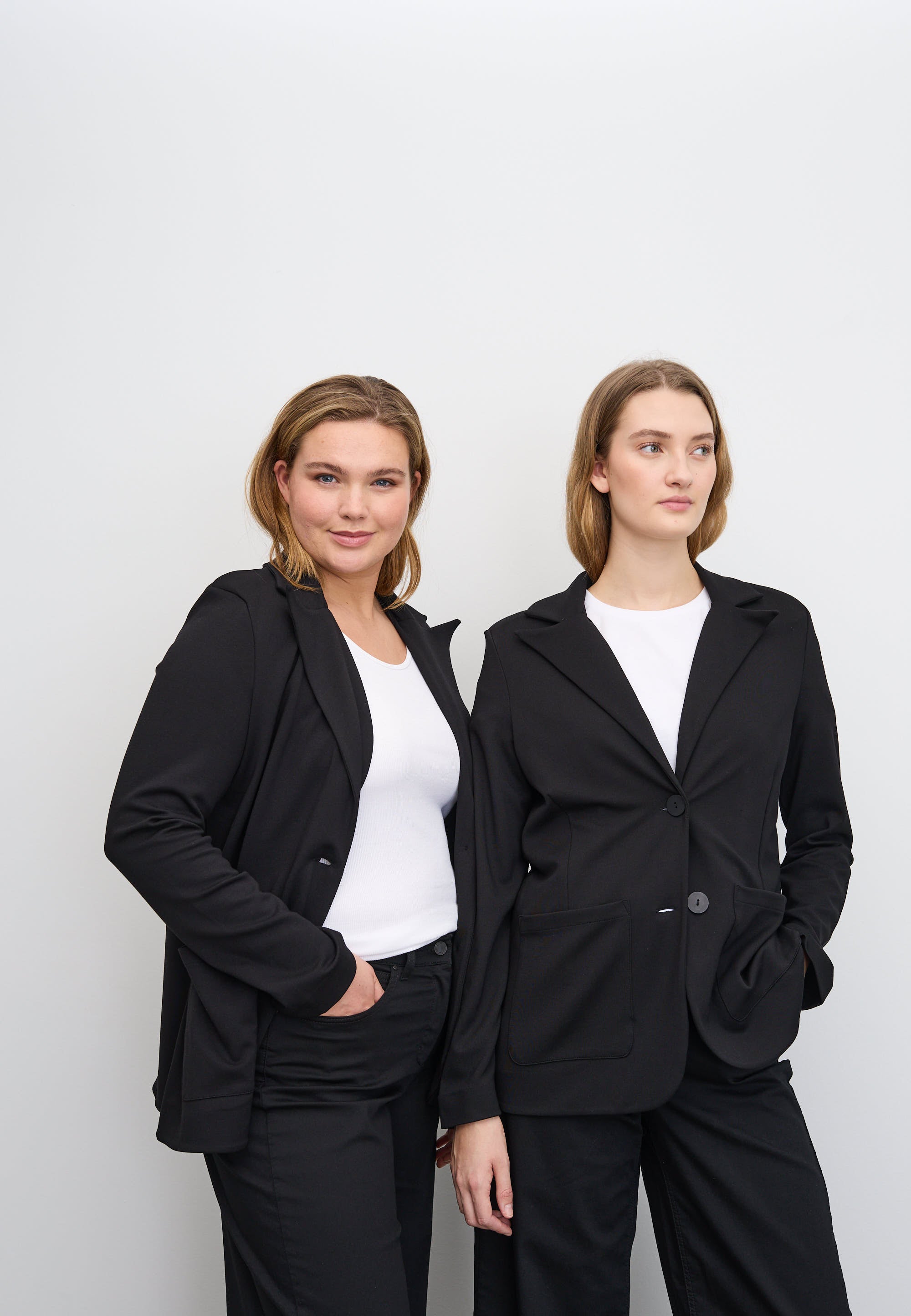 LAURIE  Britt Blazer 68cm Jackets Schwarz