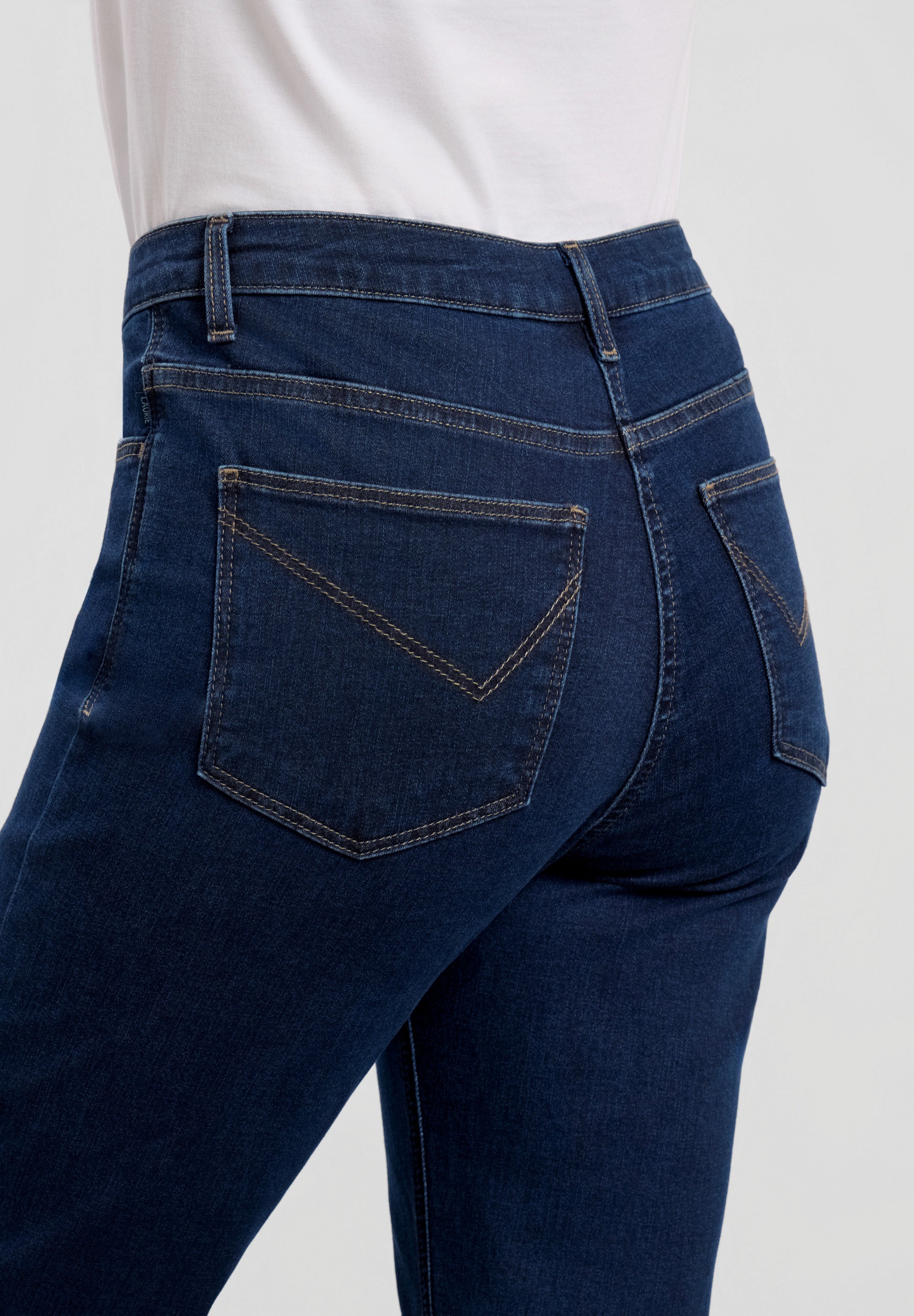 LAURIE Charlotte Flare Regular - Medium Length Regular Dunkelblauer denim