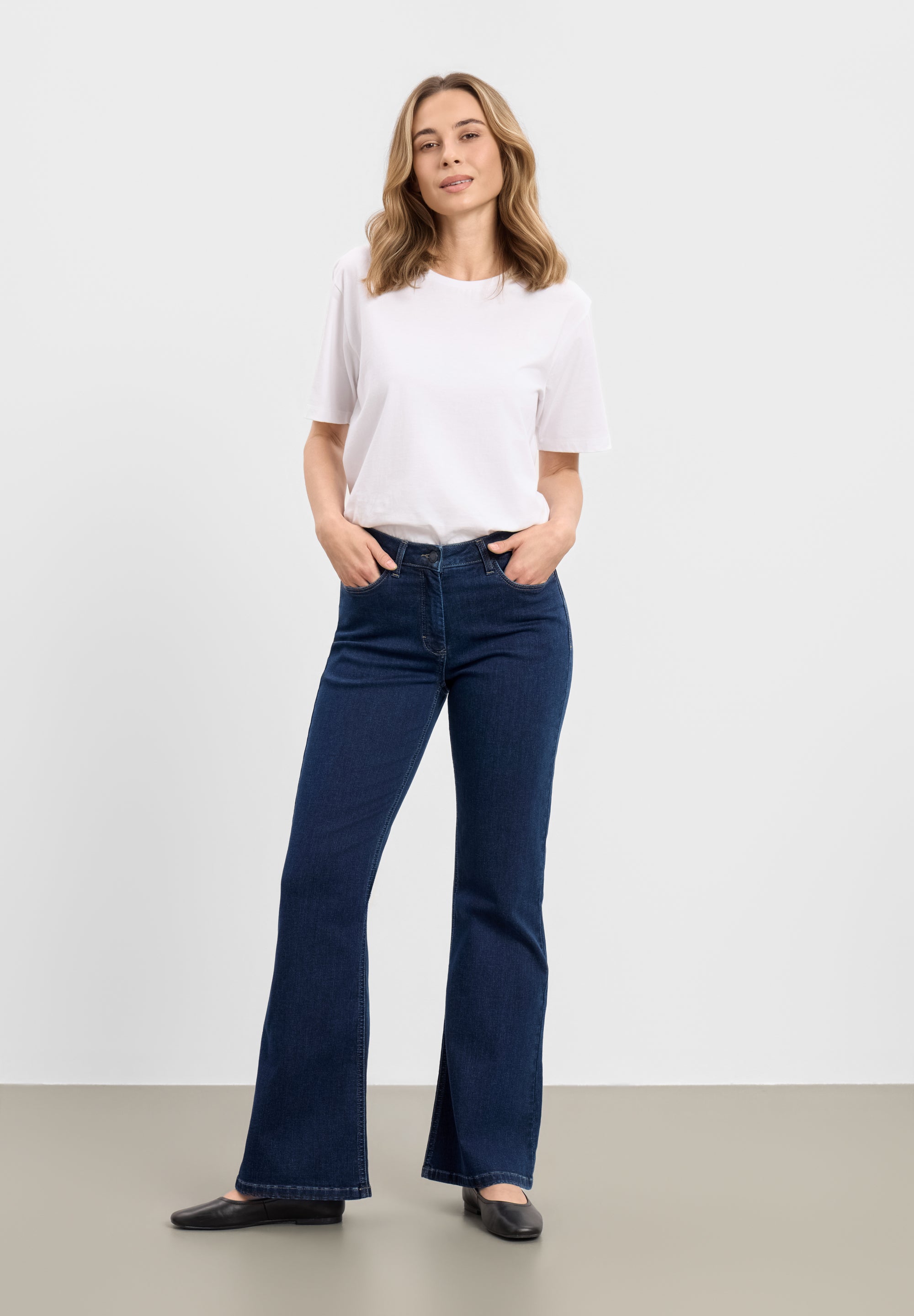 LAURIE Charlotte Flare Regular - Medium Length Regular Dunkelblauer denim