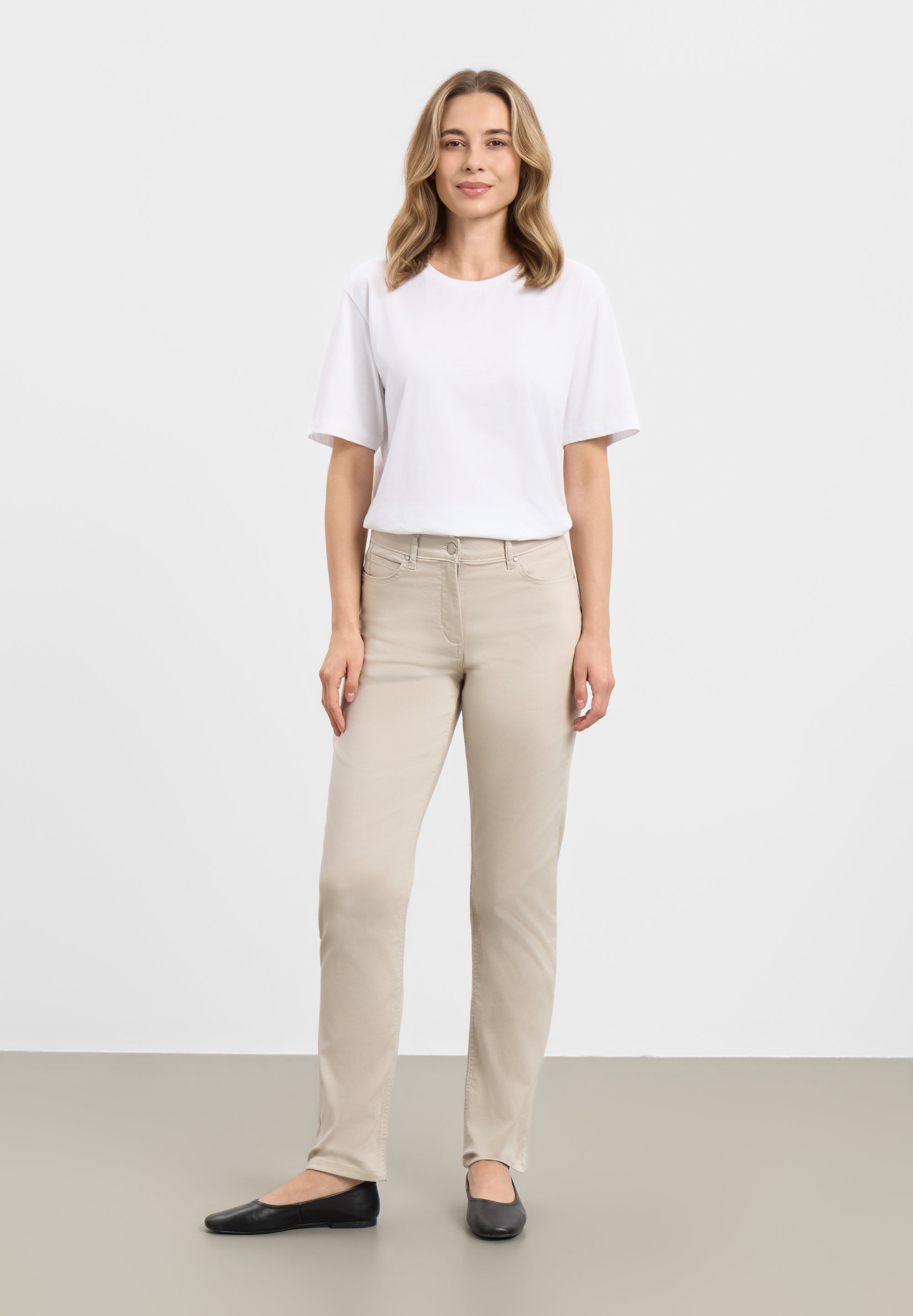 LAURIE Charlotte Regular - Medium Length Regular Grau sand