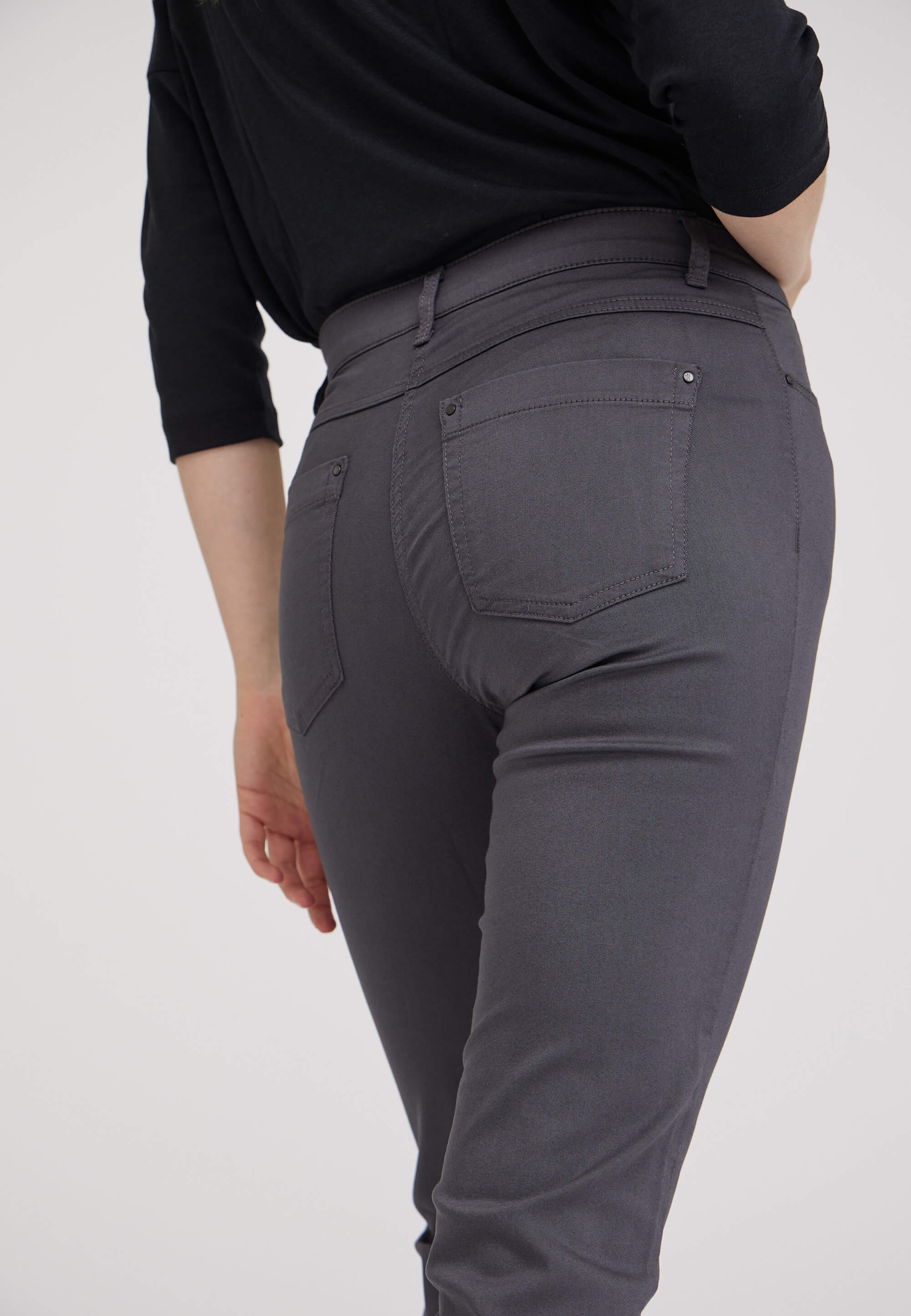 LAURIE  Charlotte Regular - Medium Length Trousers REGULAR Anthrazit
