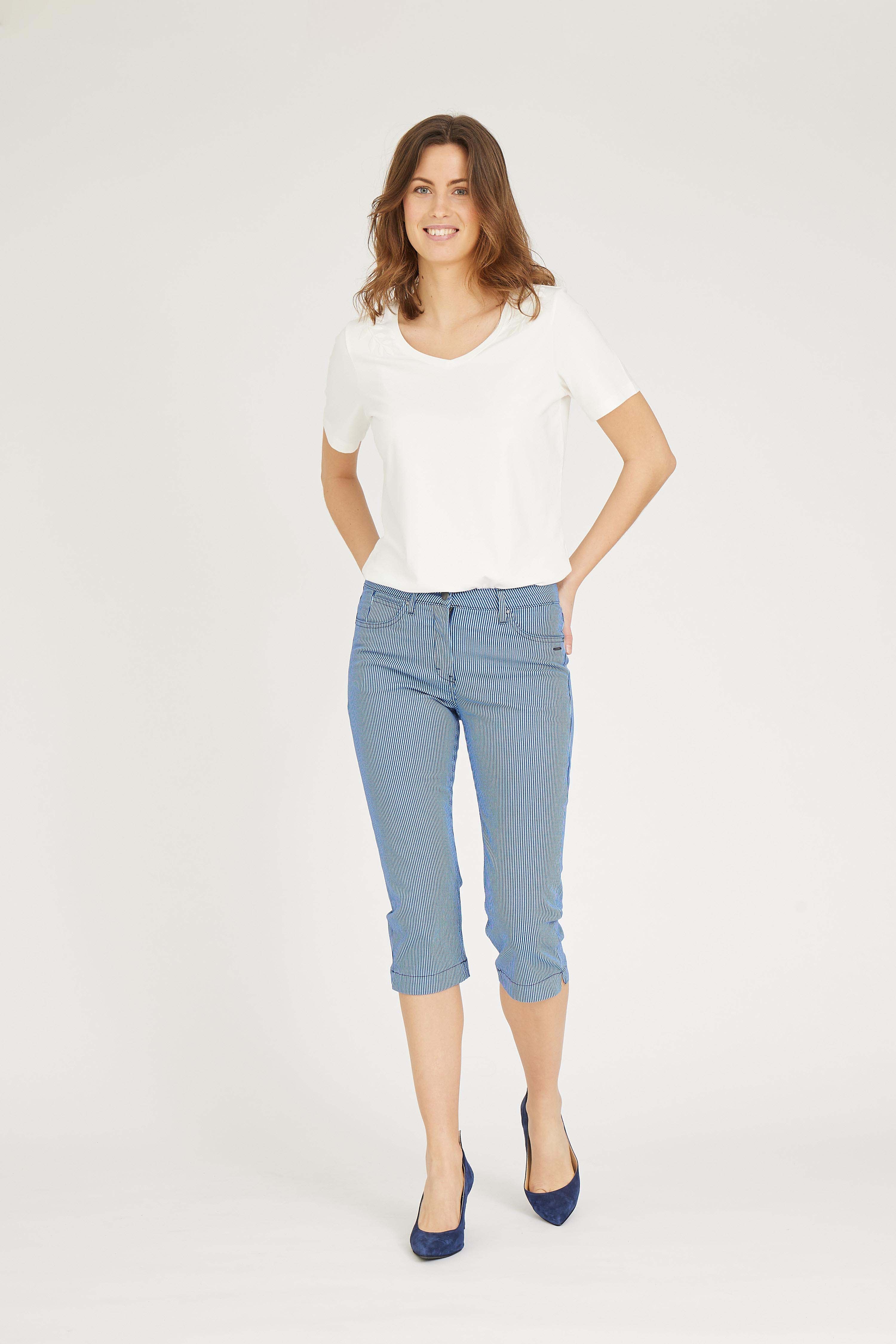LAURIE  Charlotte Regular Caprihose Regular Blau streifen