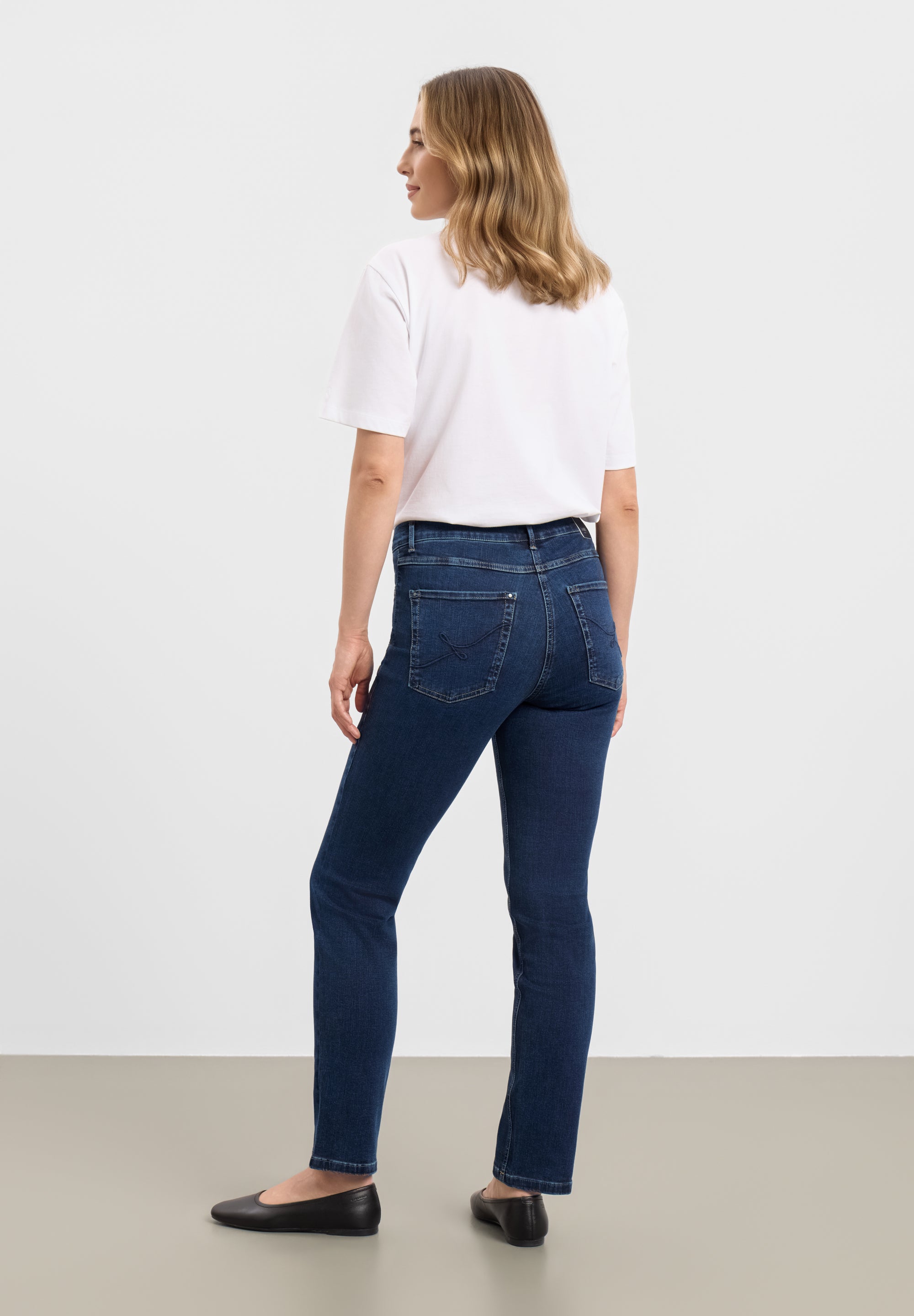 LAURIE Christie Regular - Medium Length Regular Dunkelblauer denim