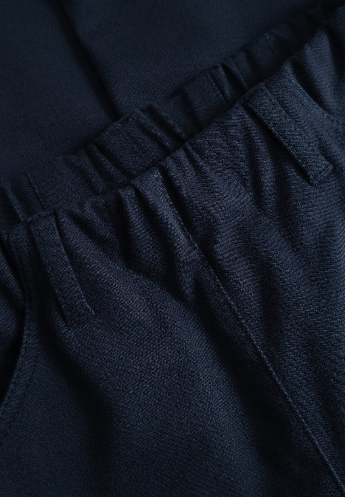 LAURIE Donna Loose - Medium Length Loose Marine