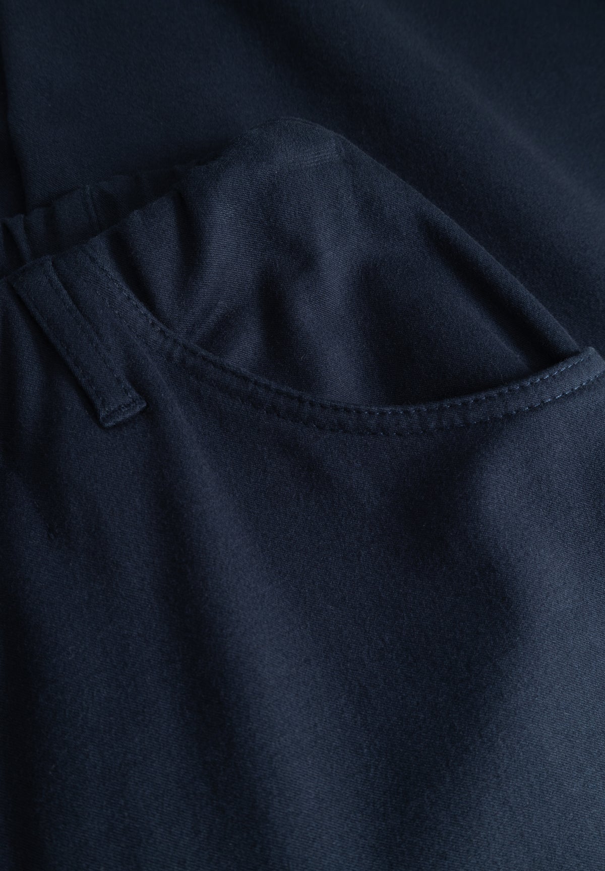 LAURIE Donna Loose - Medium Length Loose Marine