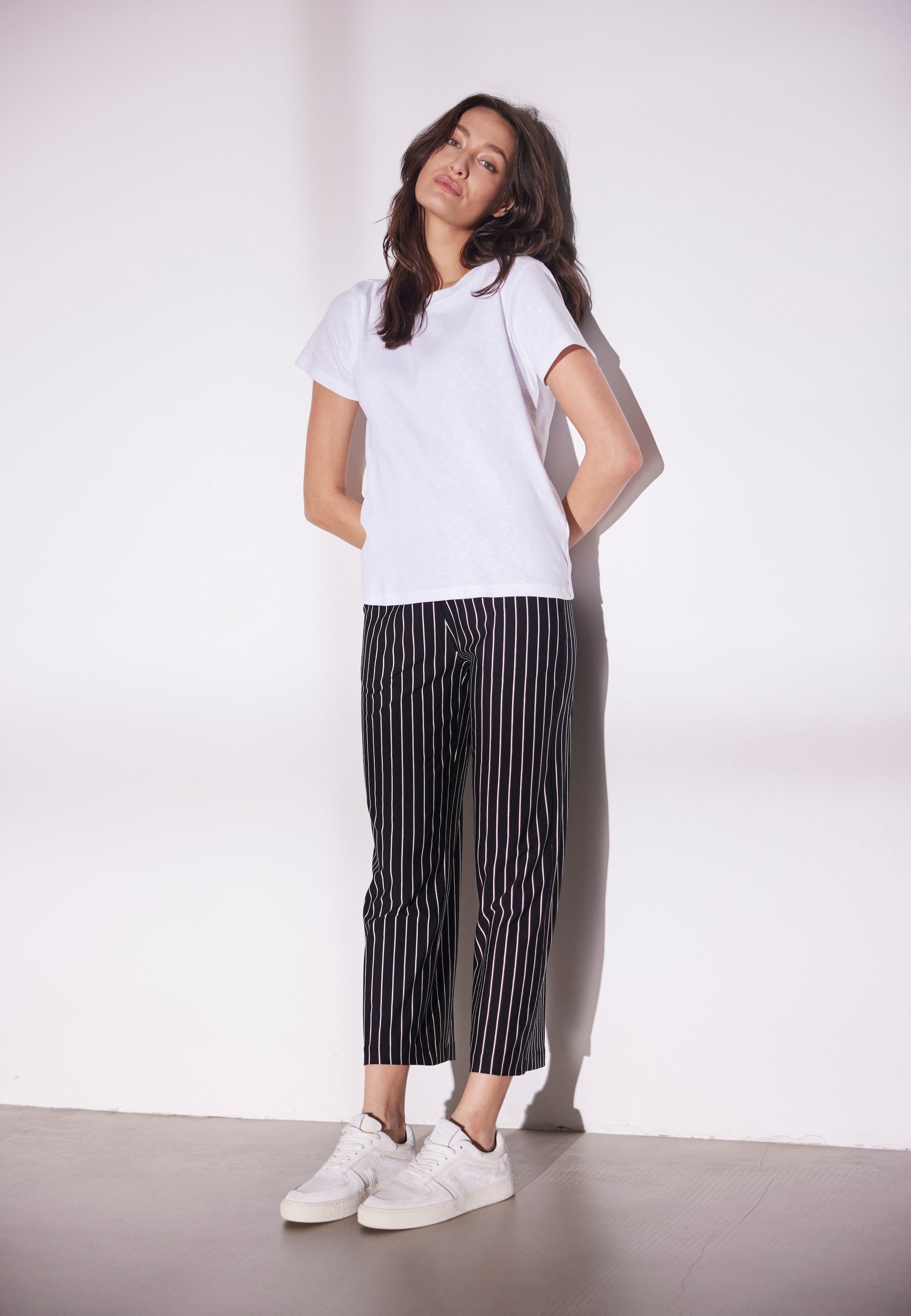 LAURIE Donna Loose Jersey Crop Loose Schwarz streifen