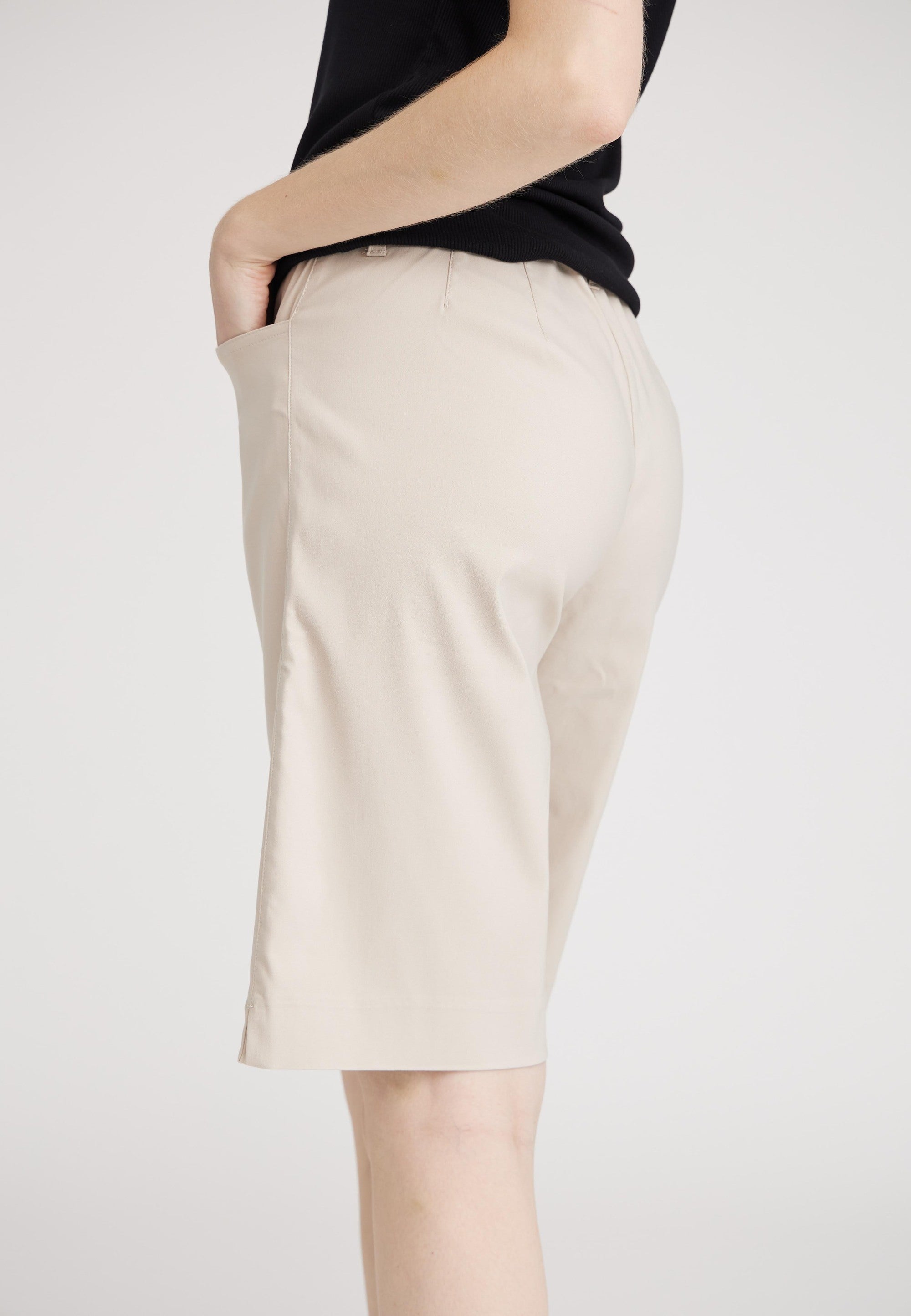 LAURIE Donna Loose Shorts Loose Grau sand