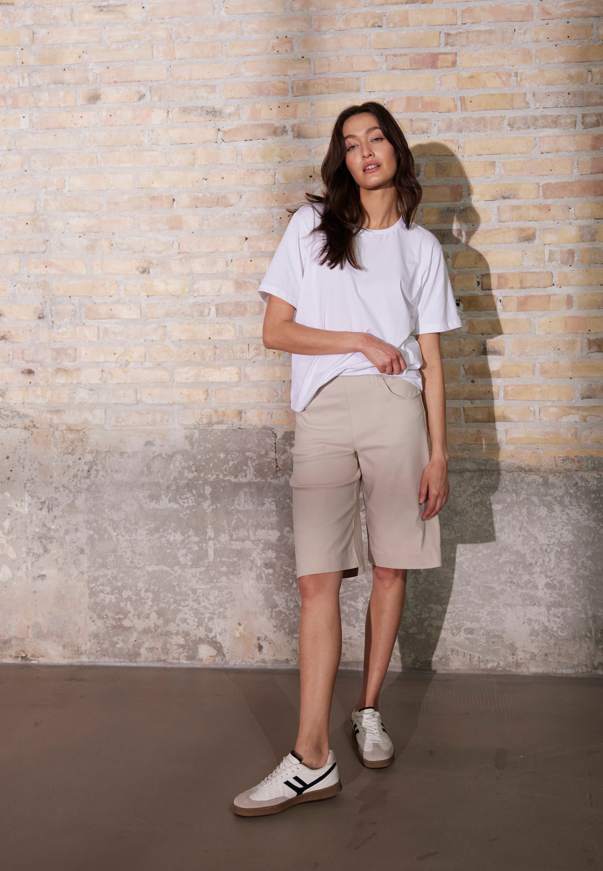 LAURIE Donna Loose Shorts Trousers LOOSE Grau sand