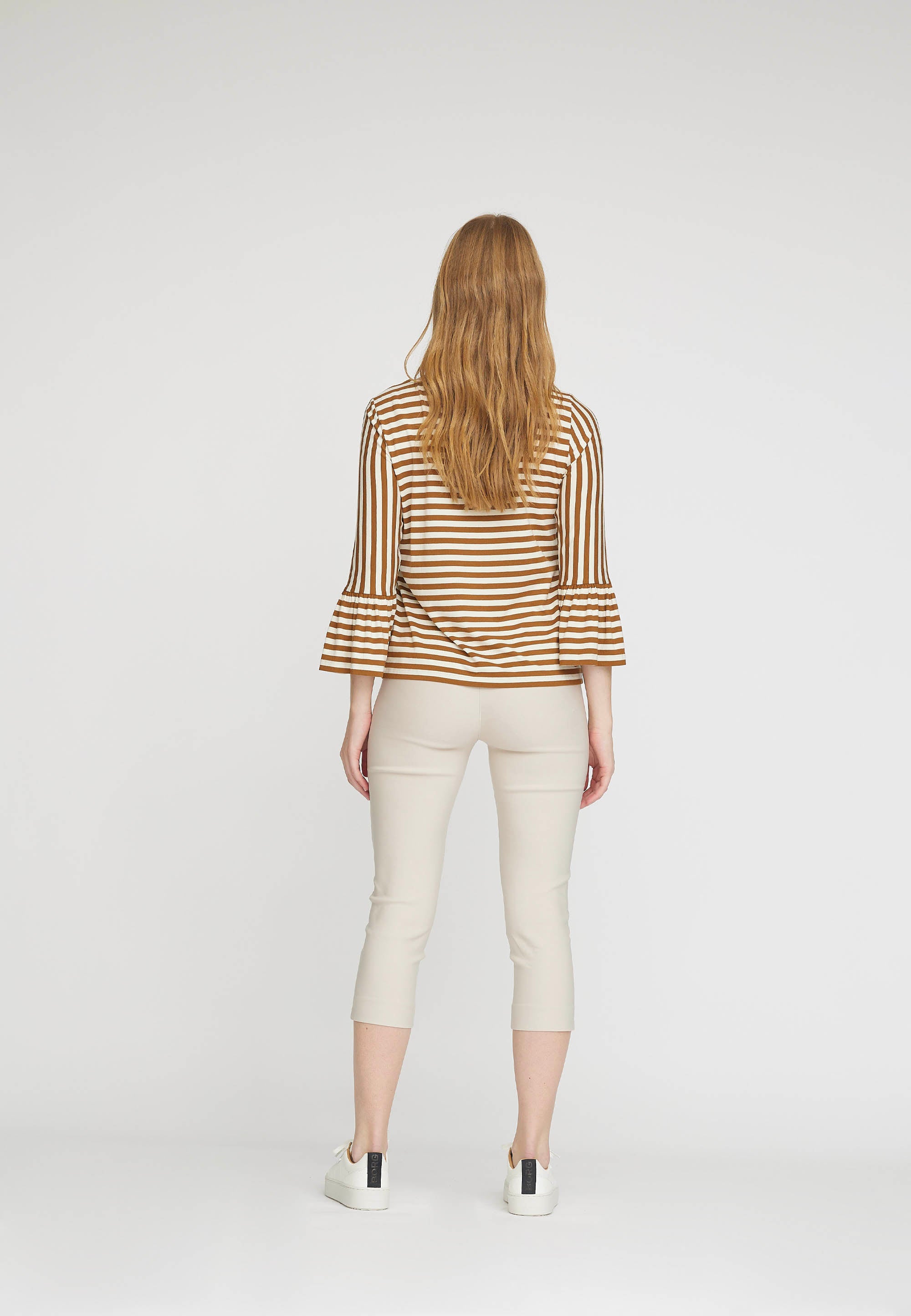 LAURIE Elizabeth Slim Capri Medium Length Slim Grau sand